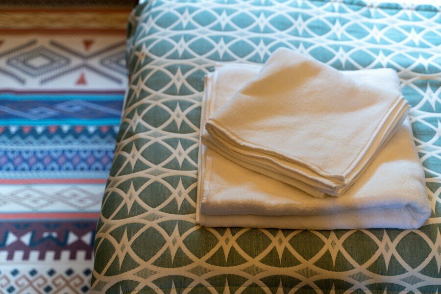 Сафари-тент для четверых с двухспальной кроватью + диван-кровать