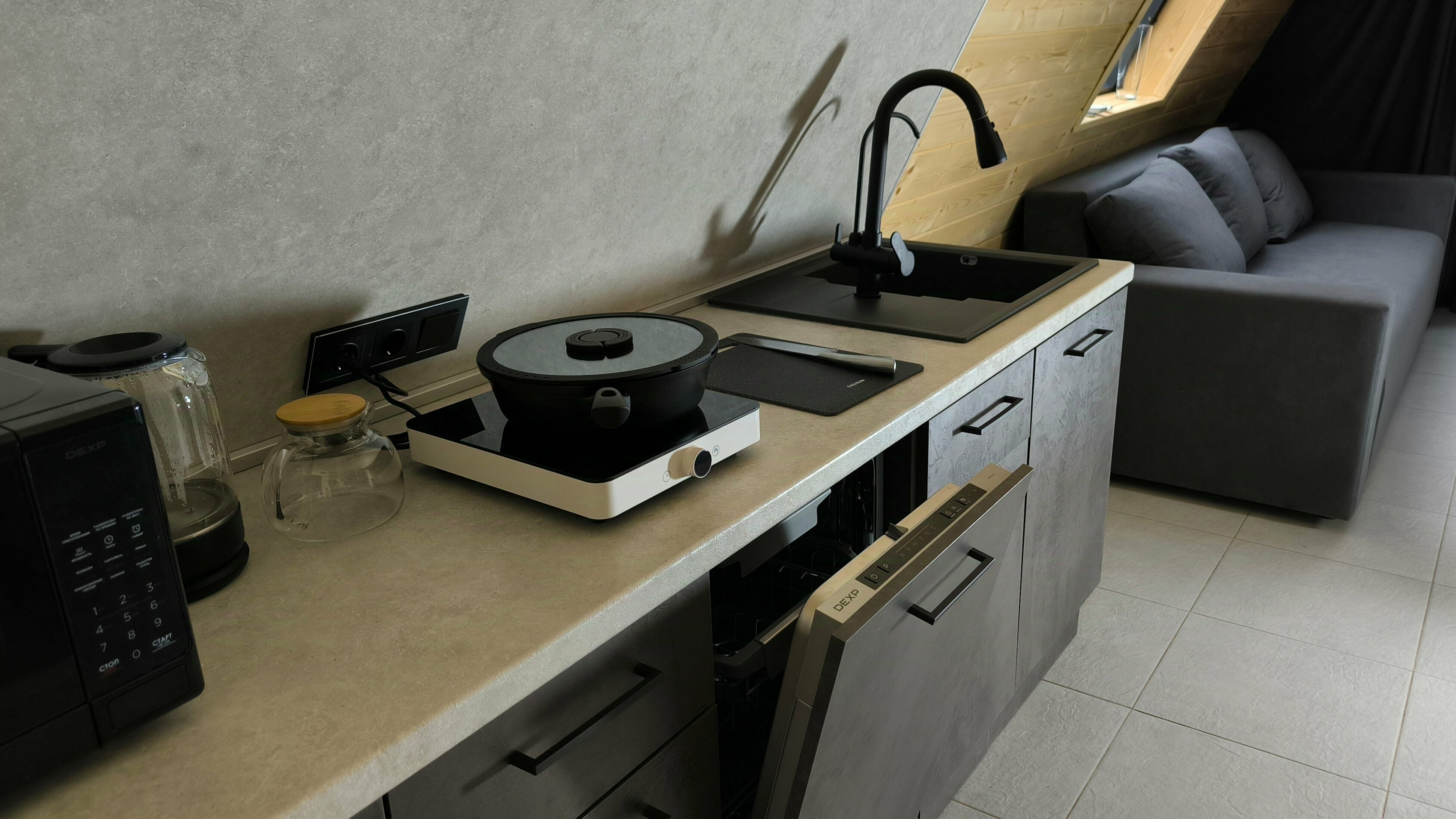 Дом Соло №1  с видом на реку и банным чаном на террасе (без посещения бани и бассейна)