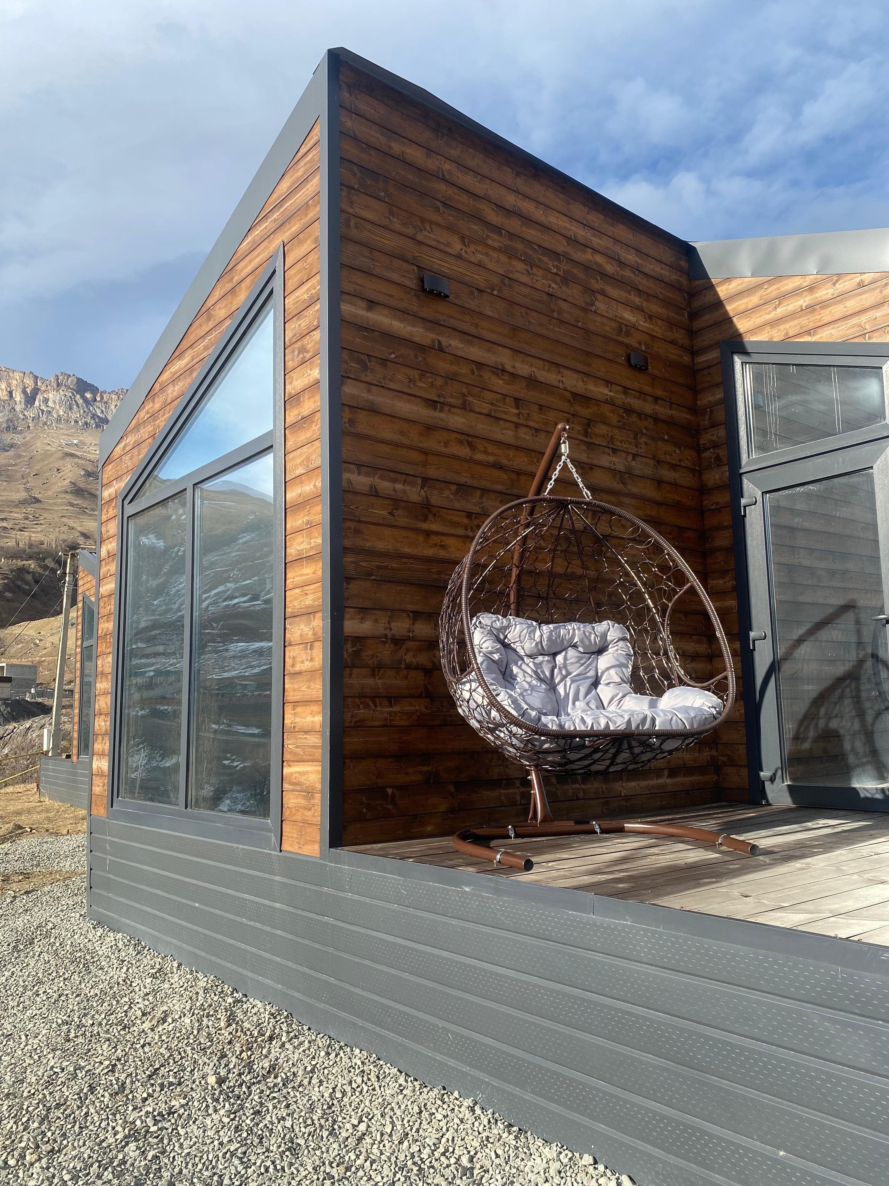 Коттедж с видом на лес