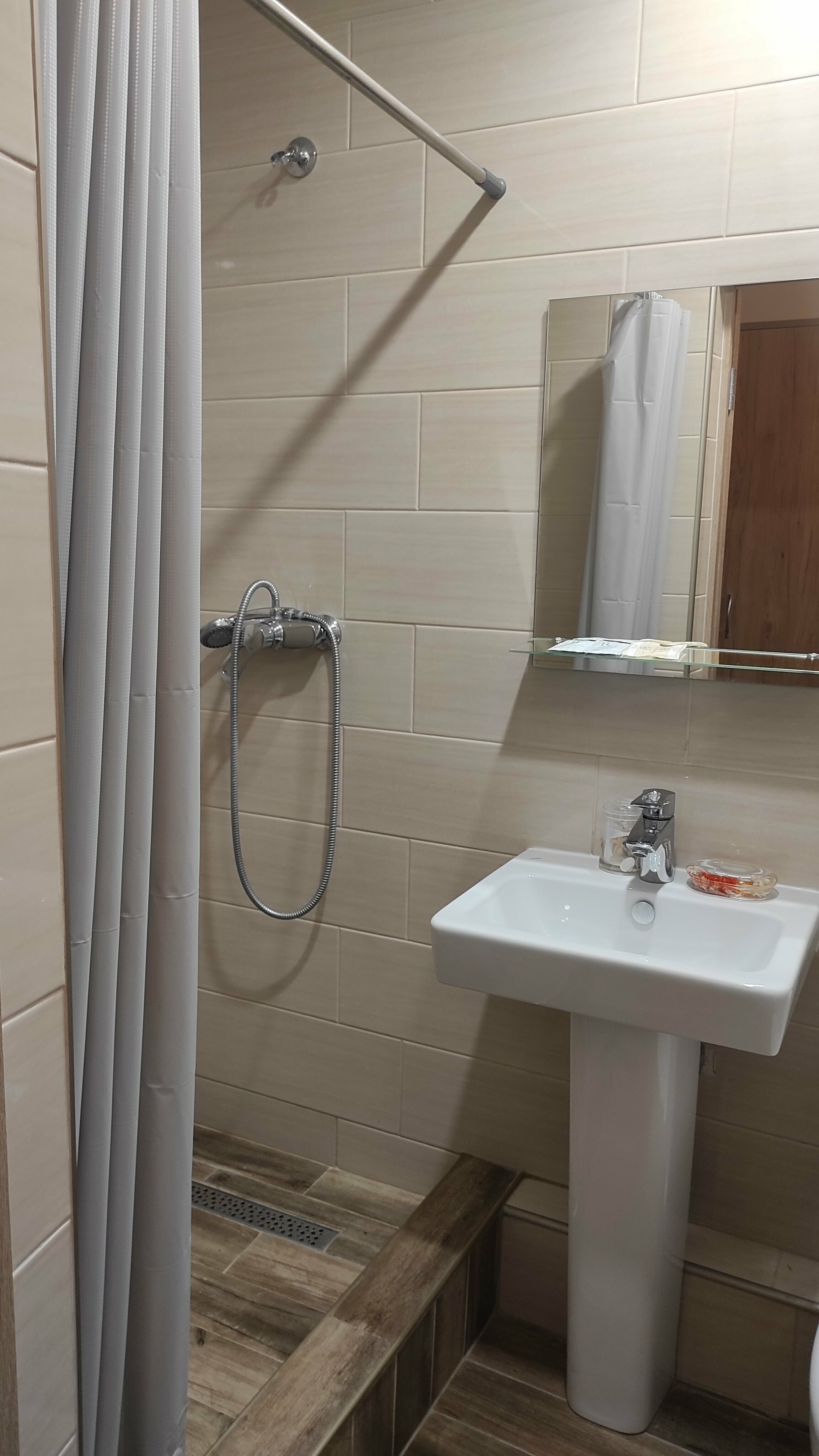 Двухместный номер Делюкс с 1 кроватью или 2 отдельными кроватями и балконом