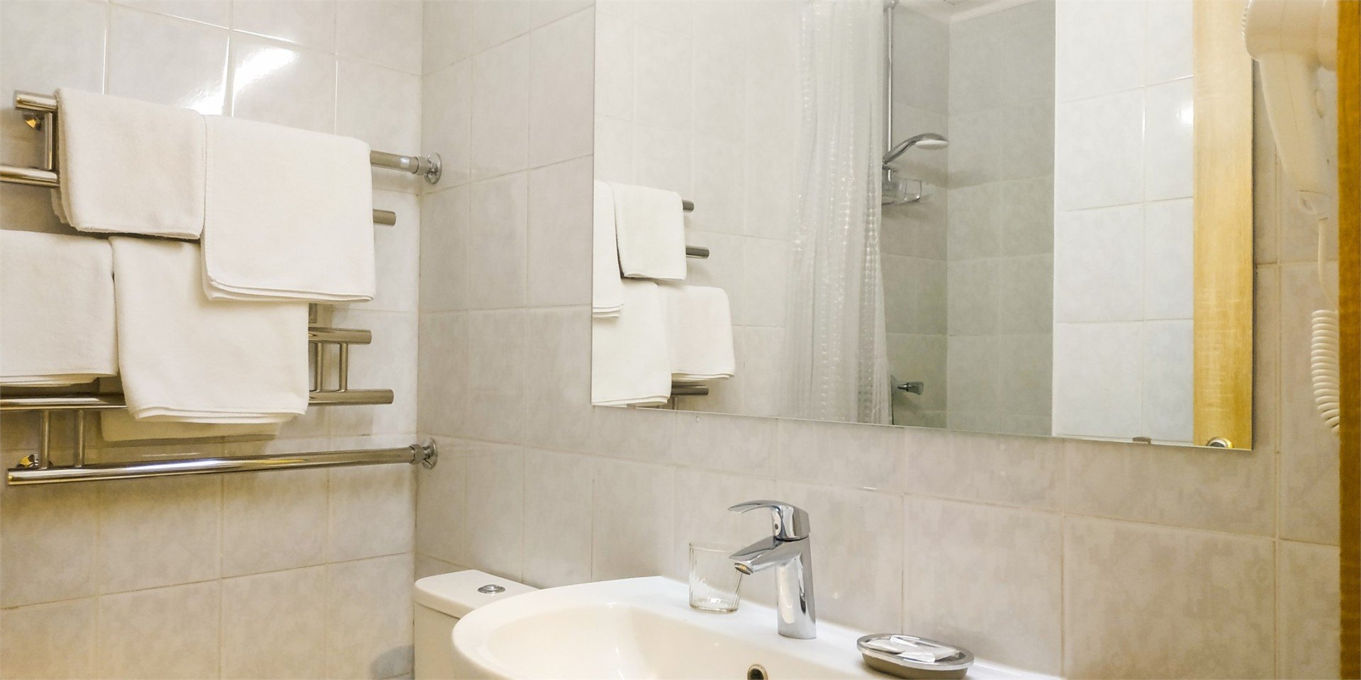 Улучшенный четырехместный номер