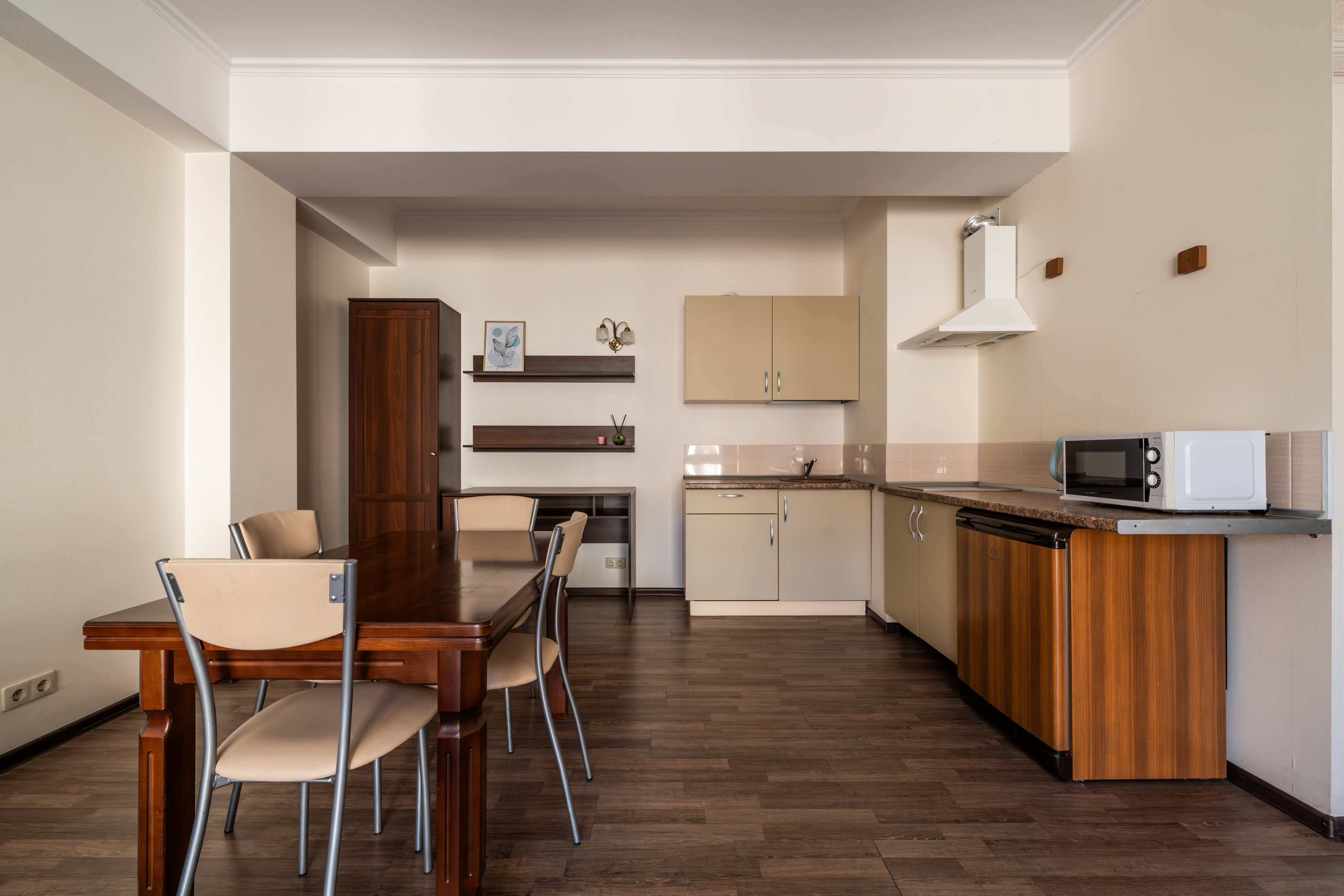 Классические Апартаменты с одной спальней и балконом 58м2 №6