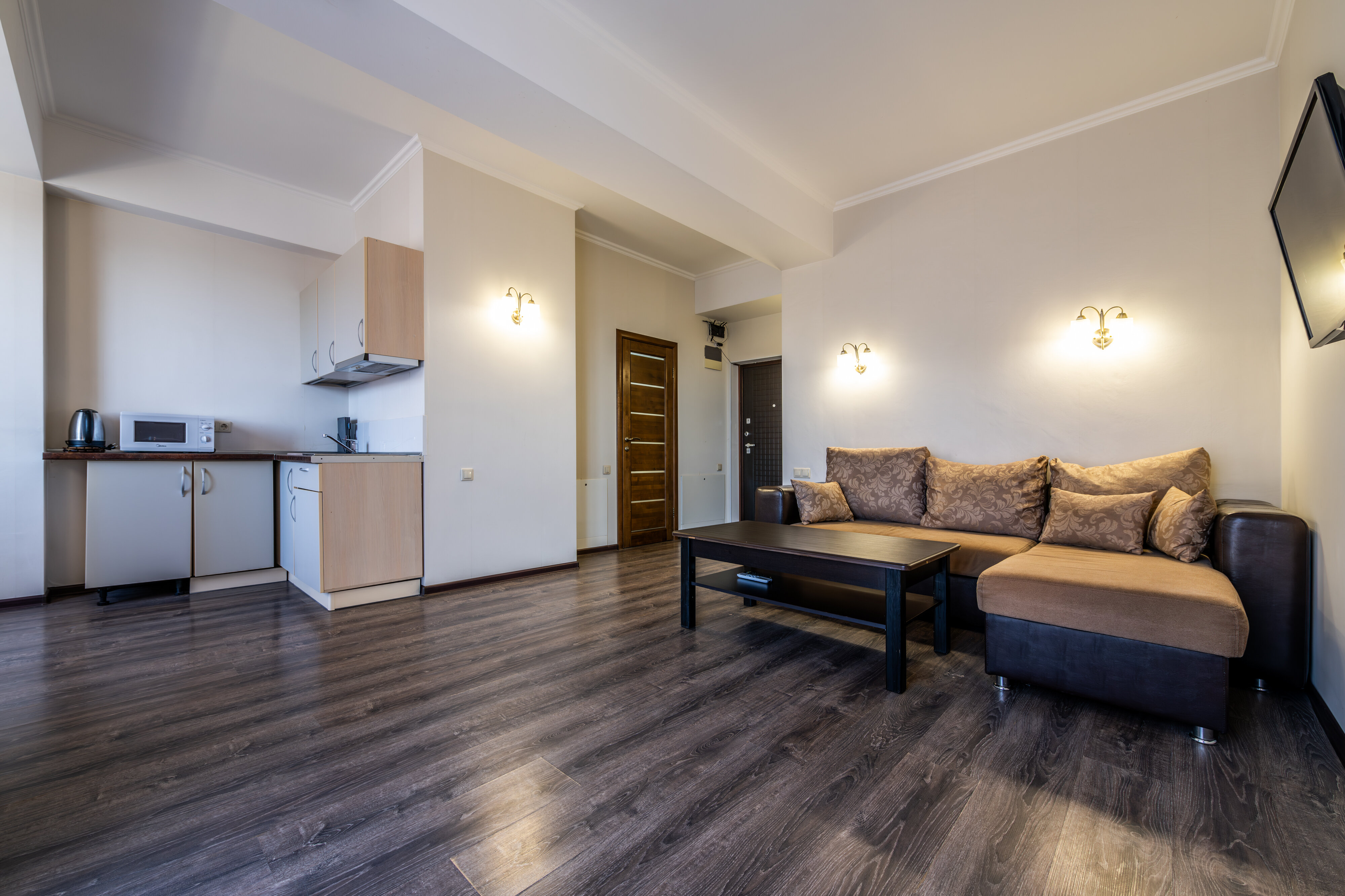 Видовые апартаменты с одной  спальней  65 м2 и балконом №7