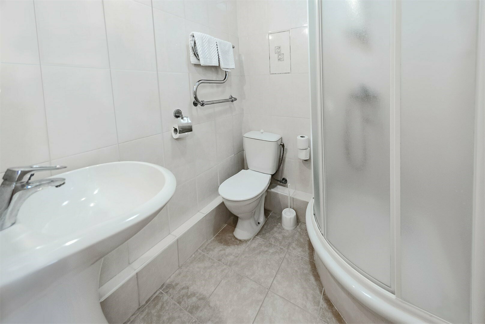 Эконом Трехместный