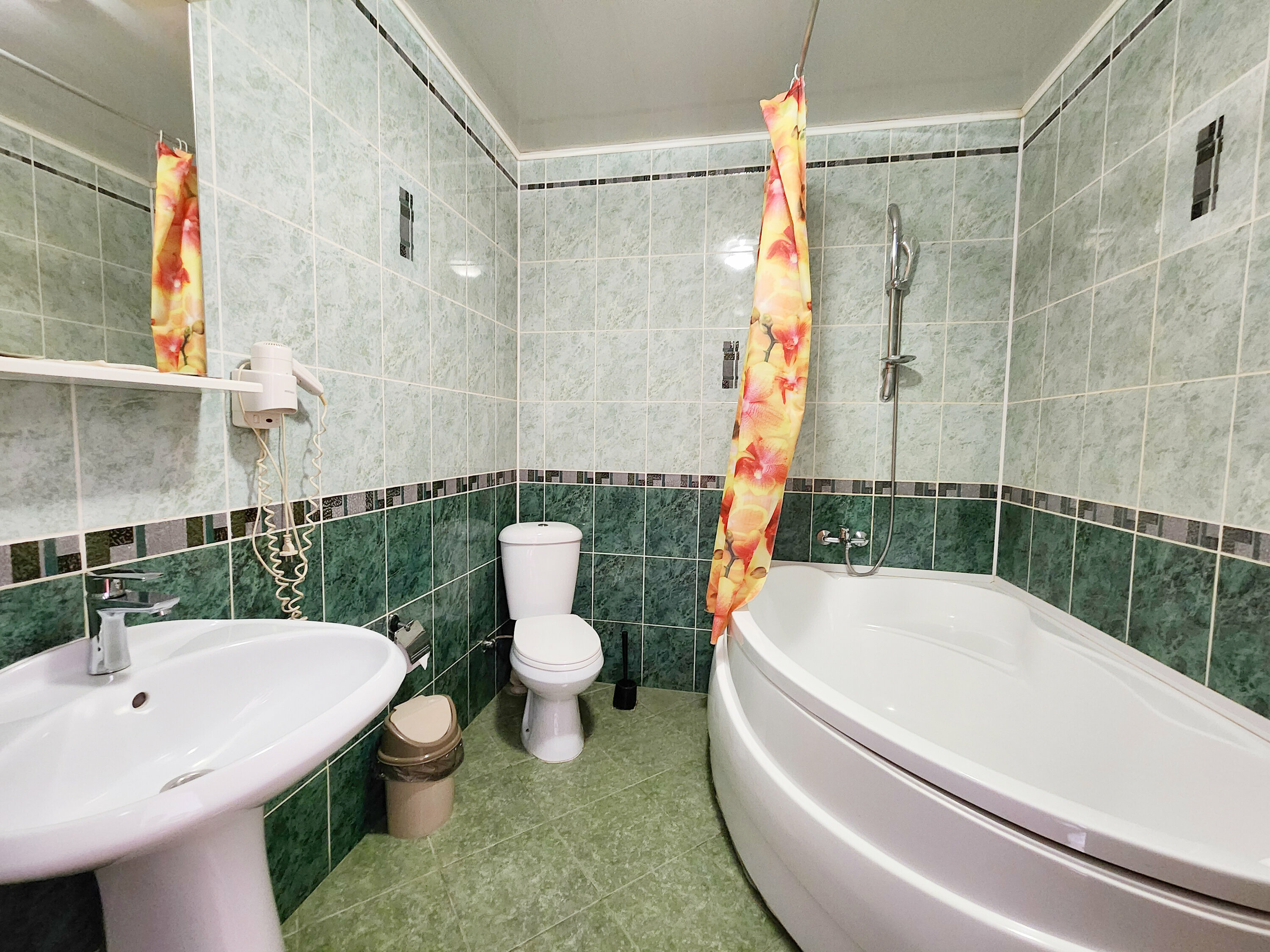 Большой двухместный номер с 1 кроватью