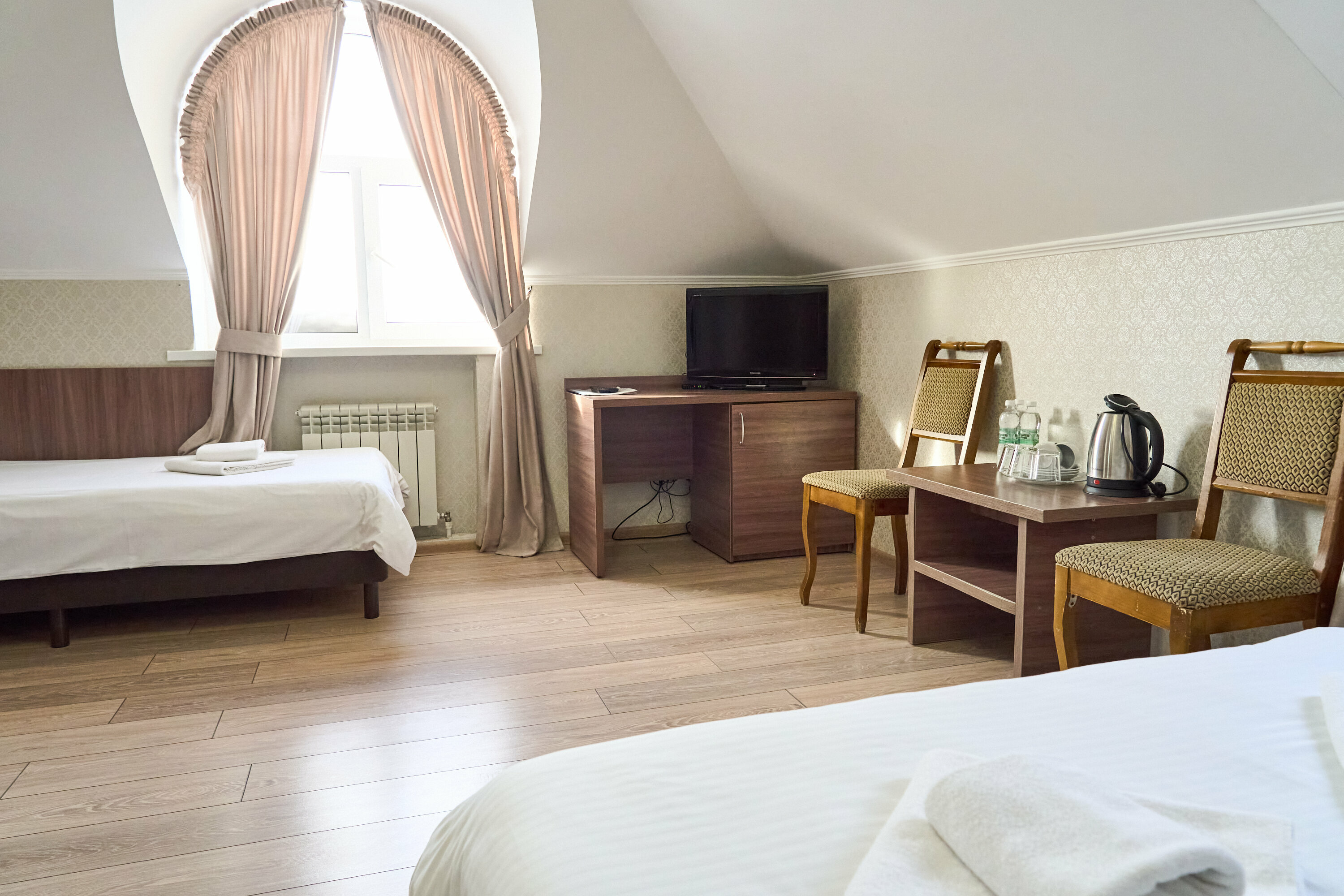 Cемейный номер с собственной ванной комнатой