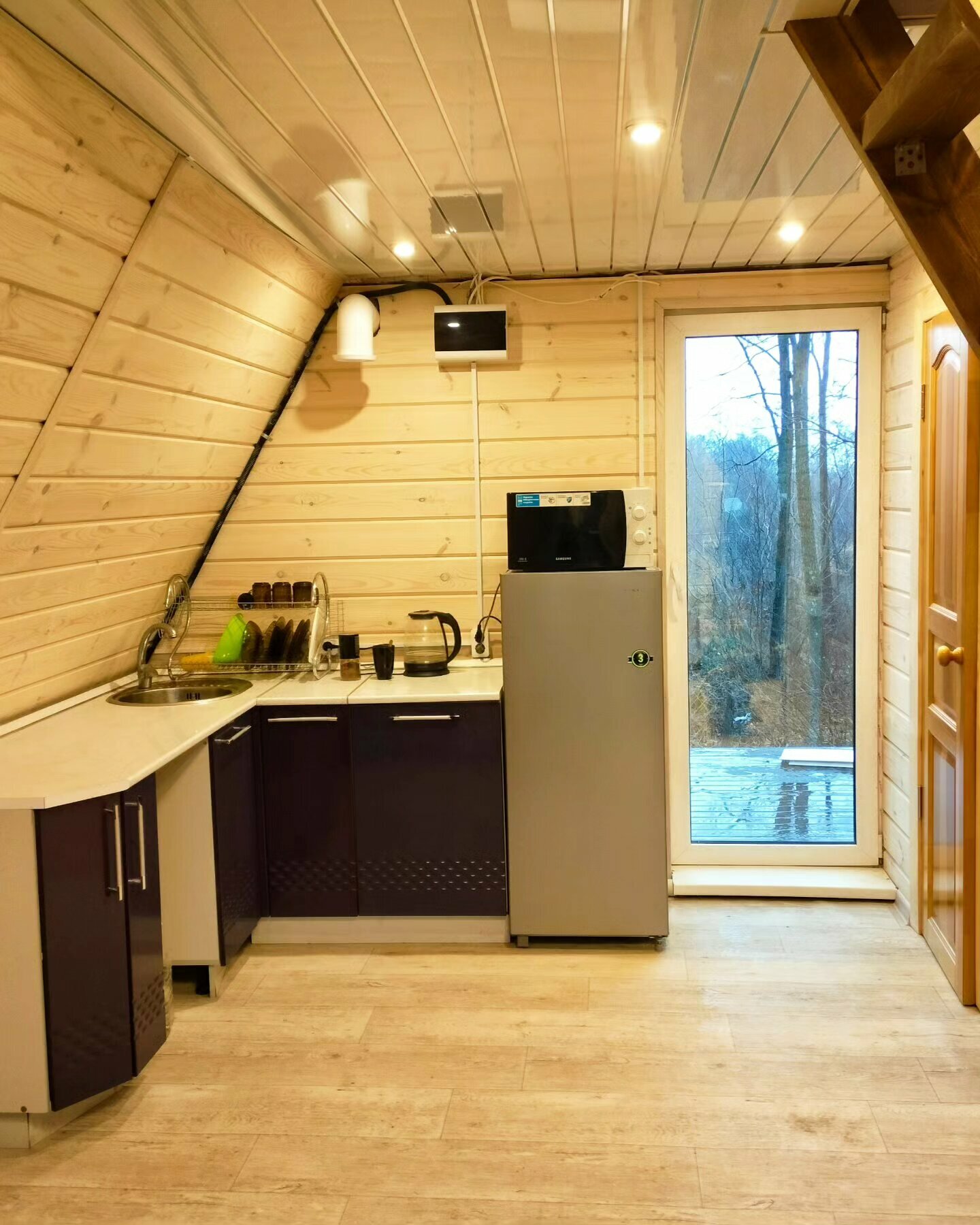 Дом с видом на лес