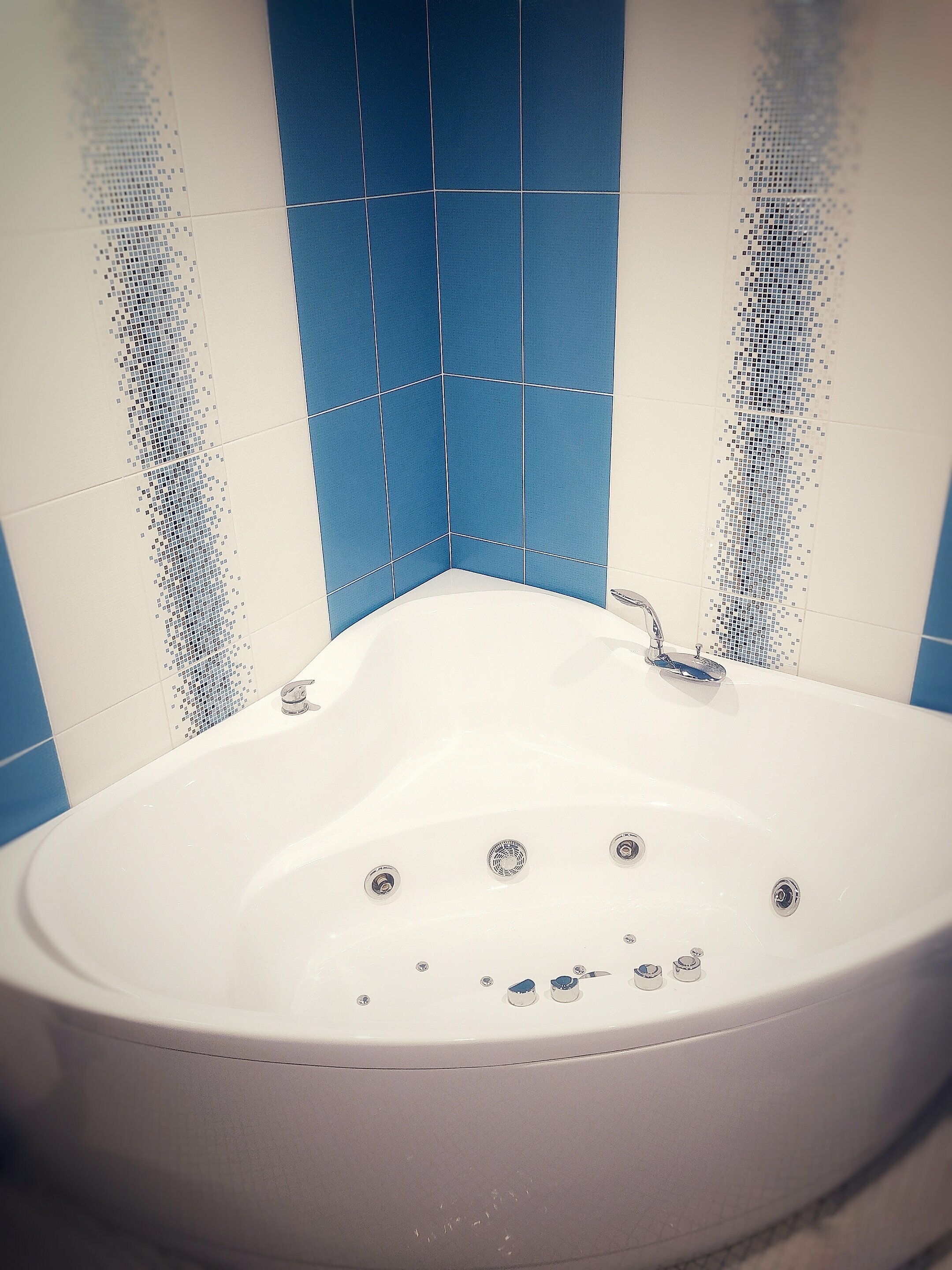 Люкс с гидромассажной ванной