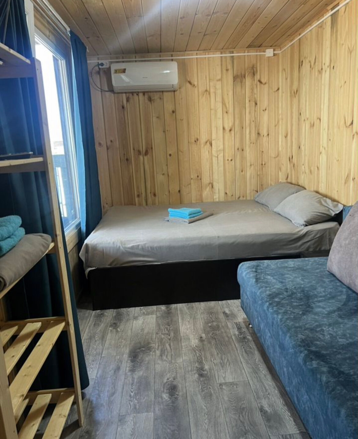 Улучшенный четырехместный номер