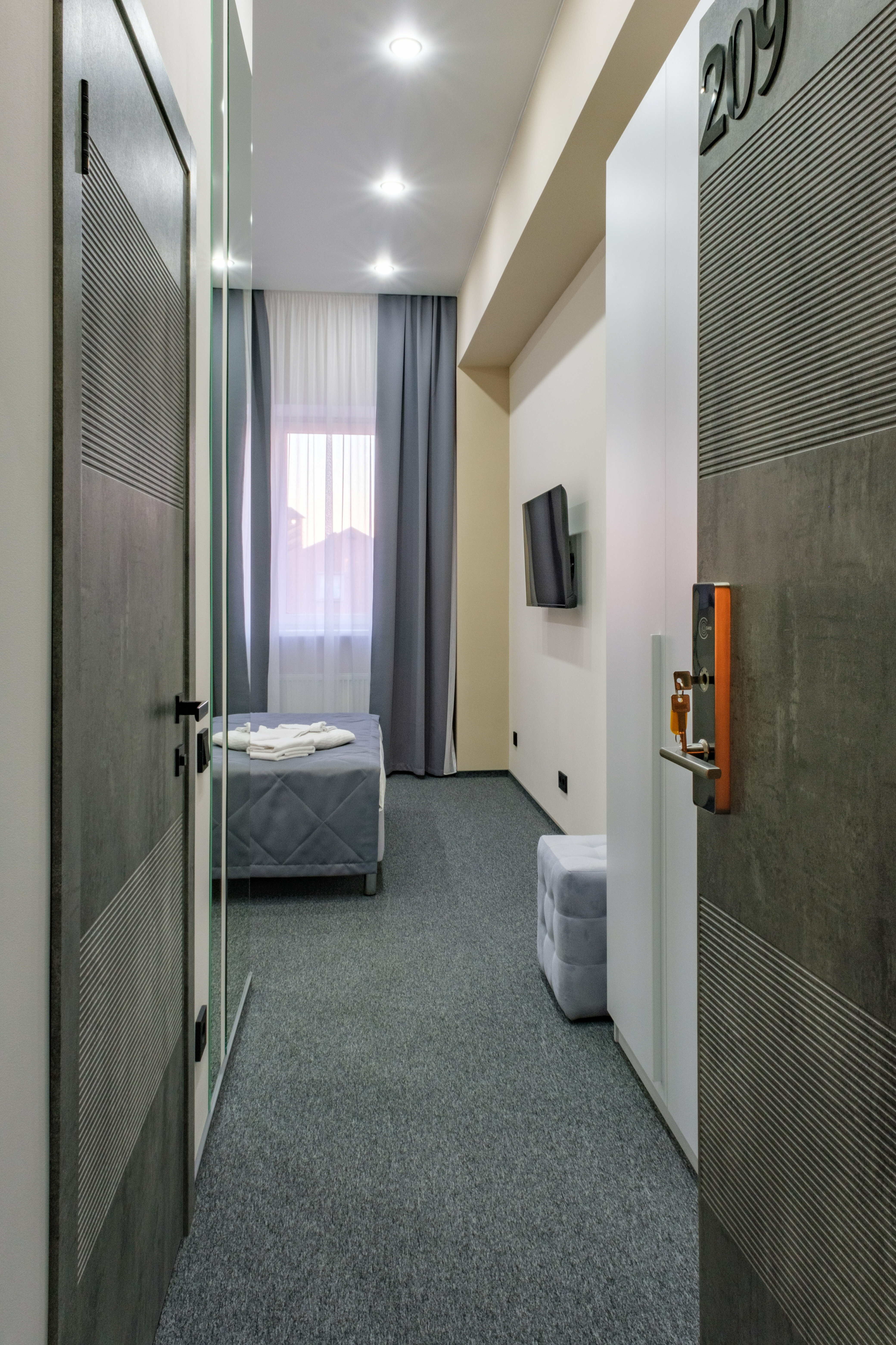 Большой двухместный номер с 1 кроватью