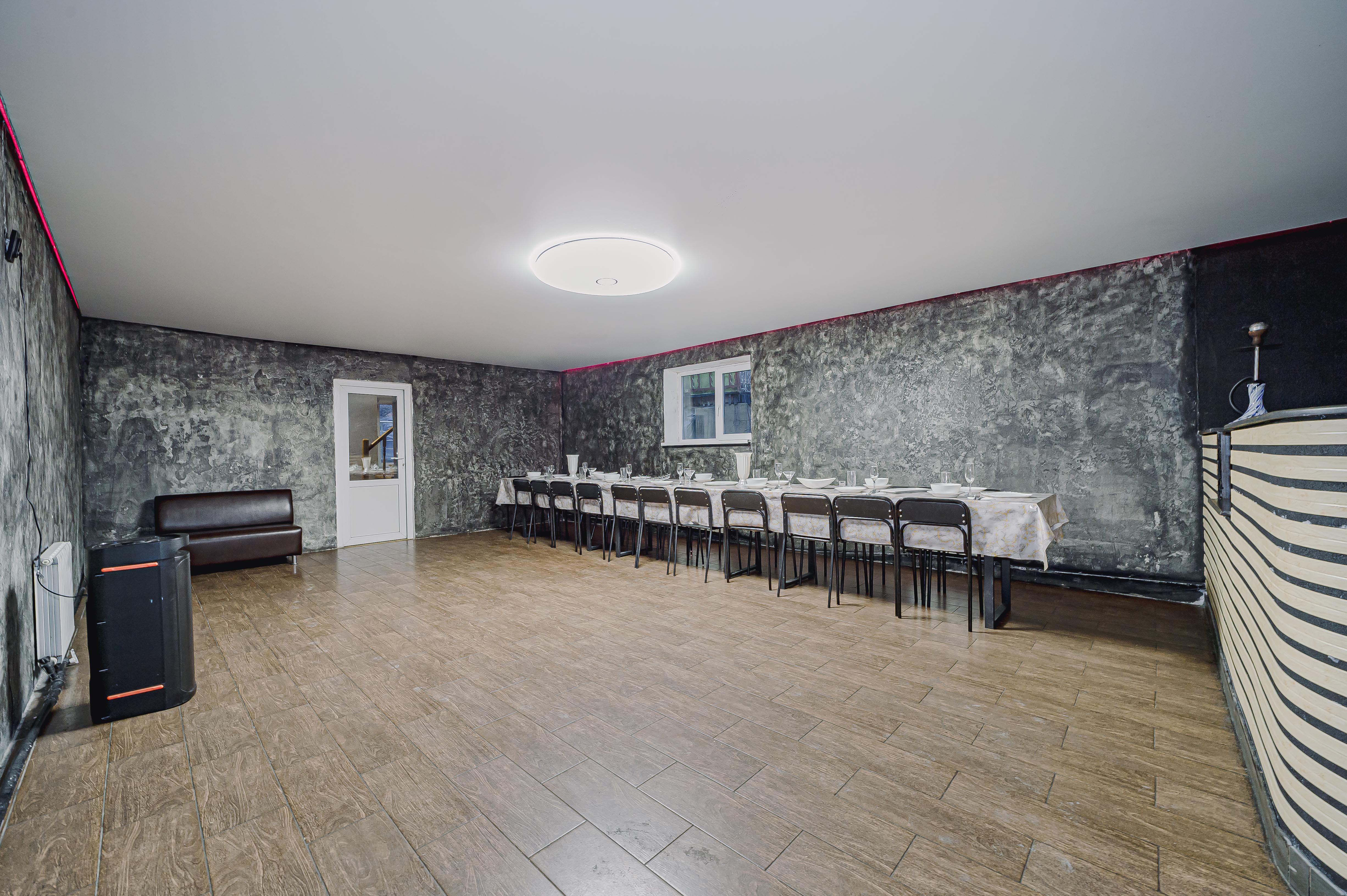 Коттедж с собственным бассейном