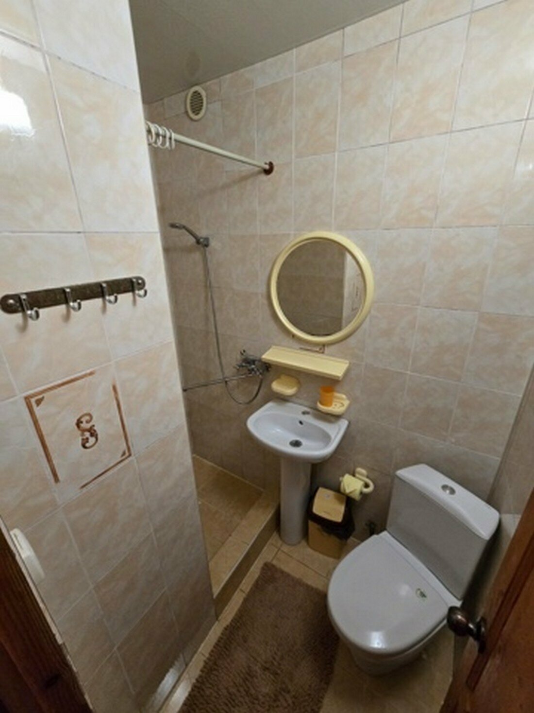 Стандартный трехместный номер