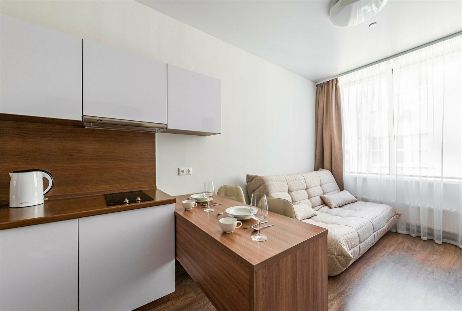 Номер-студия с диваном-кроватью