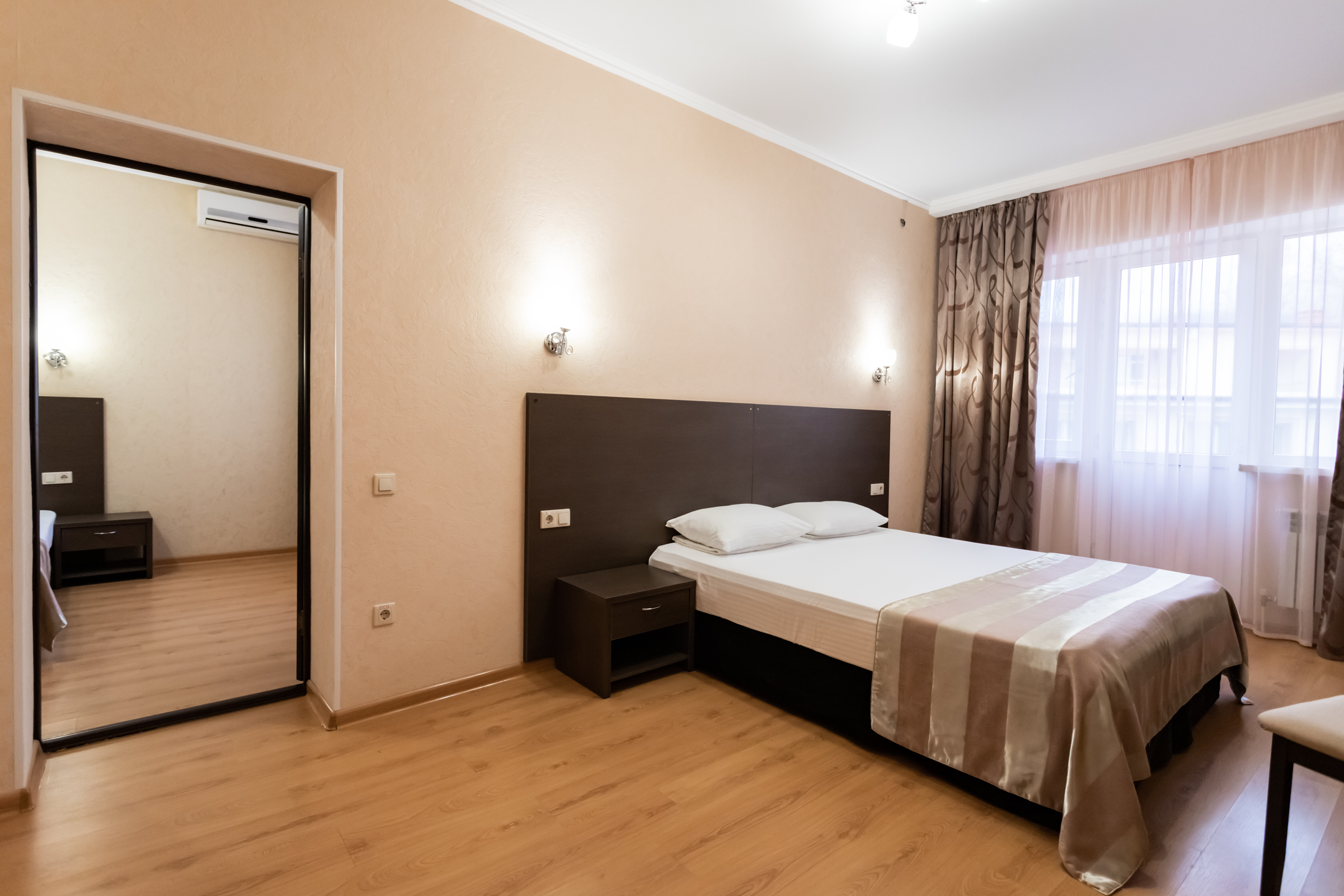 Улучшенный четырехместный номер