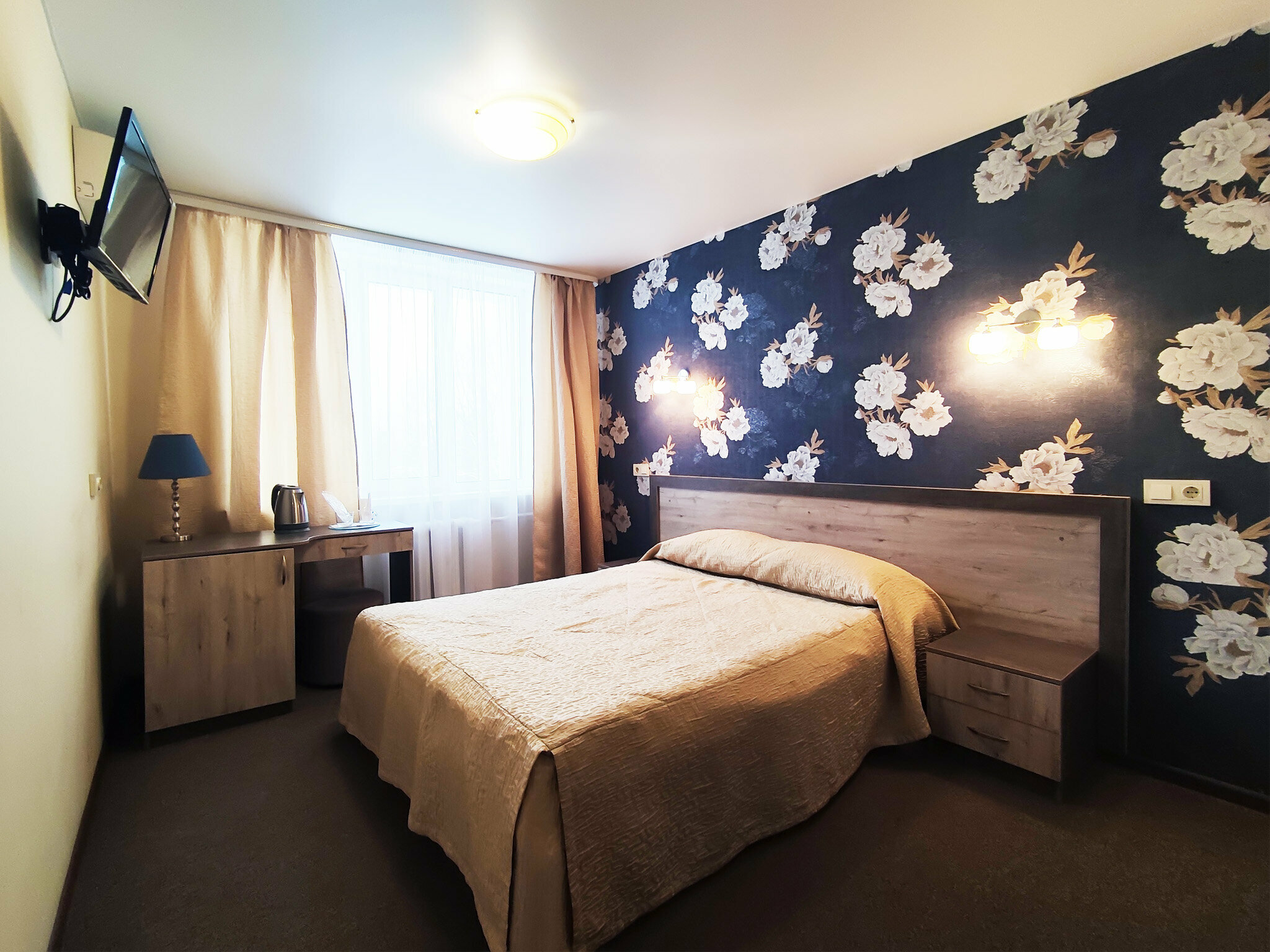 Улучшенный двухместный номер с 1 кроватью