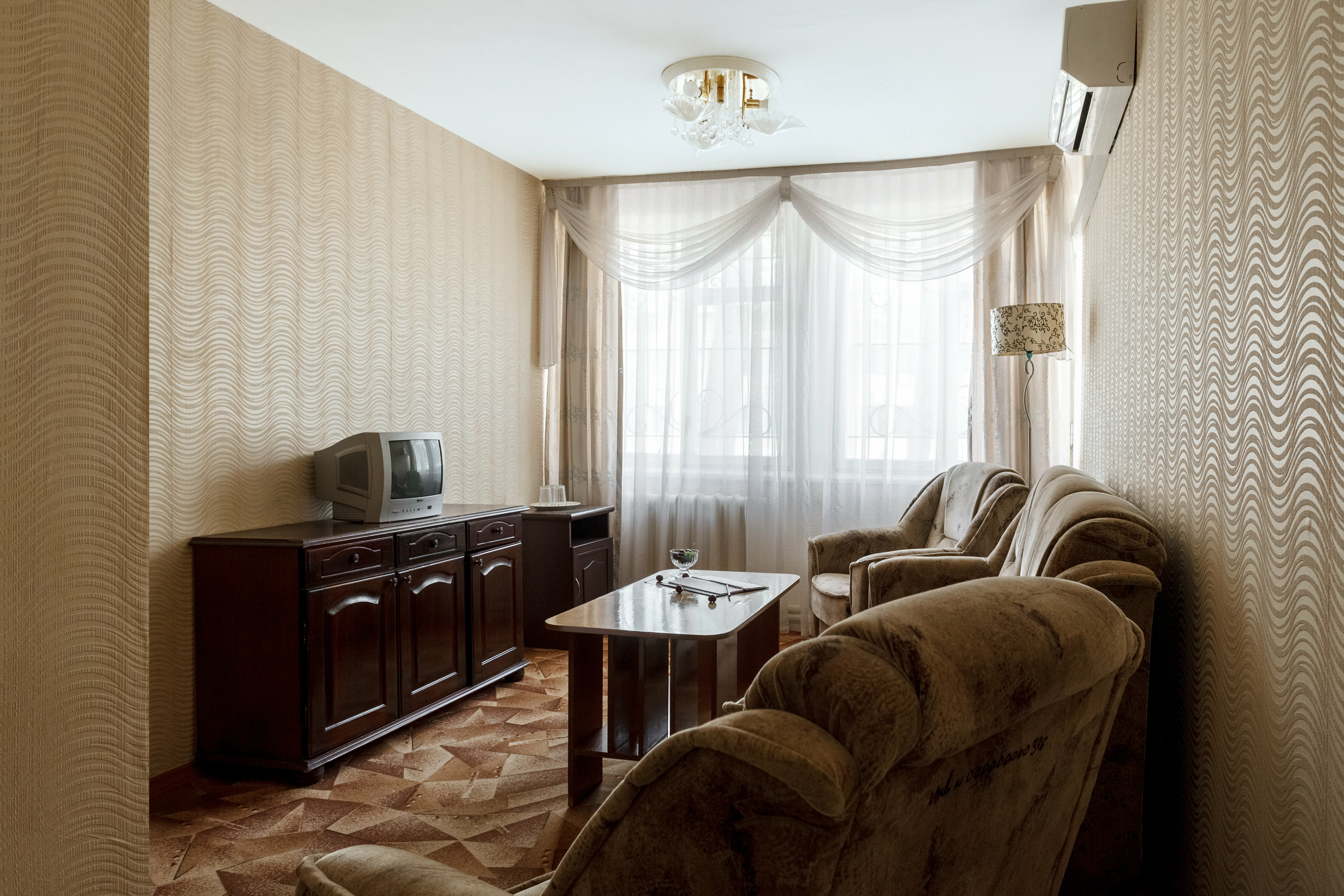 Cемейный номер с собственной ванной комнатой