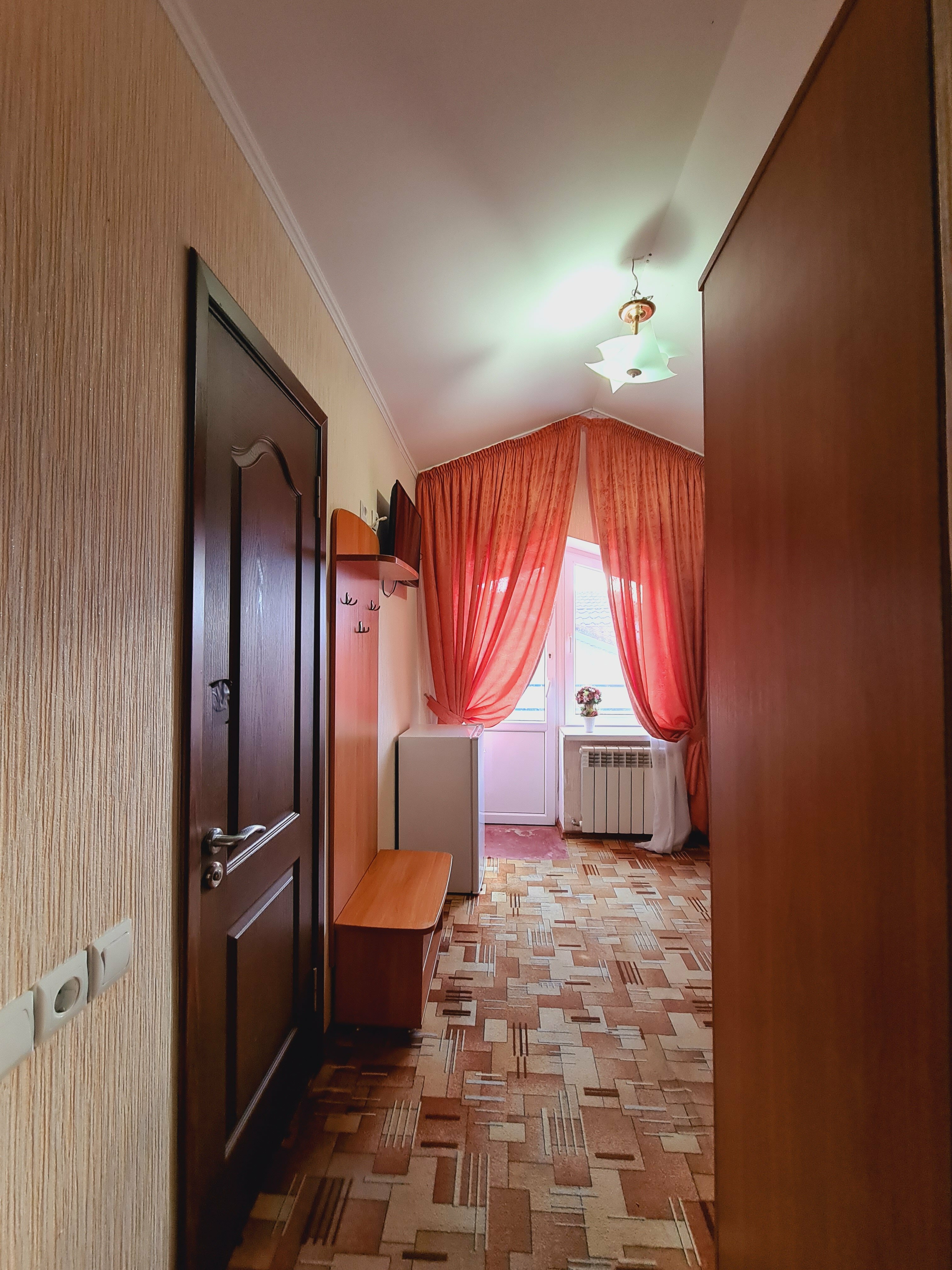 Стандартный двухместный номер с 1 кроватью или 2 отдельными кроватями и балконом