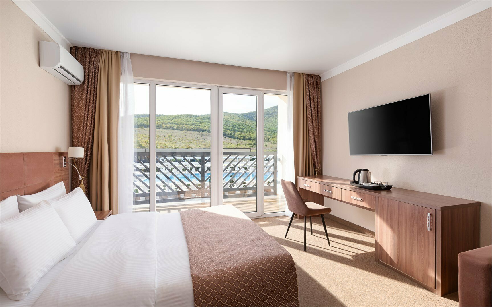 Superior with terrace 4*