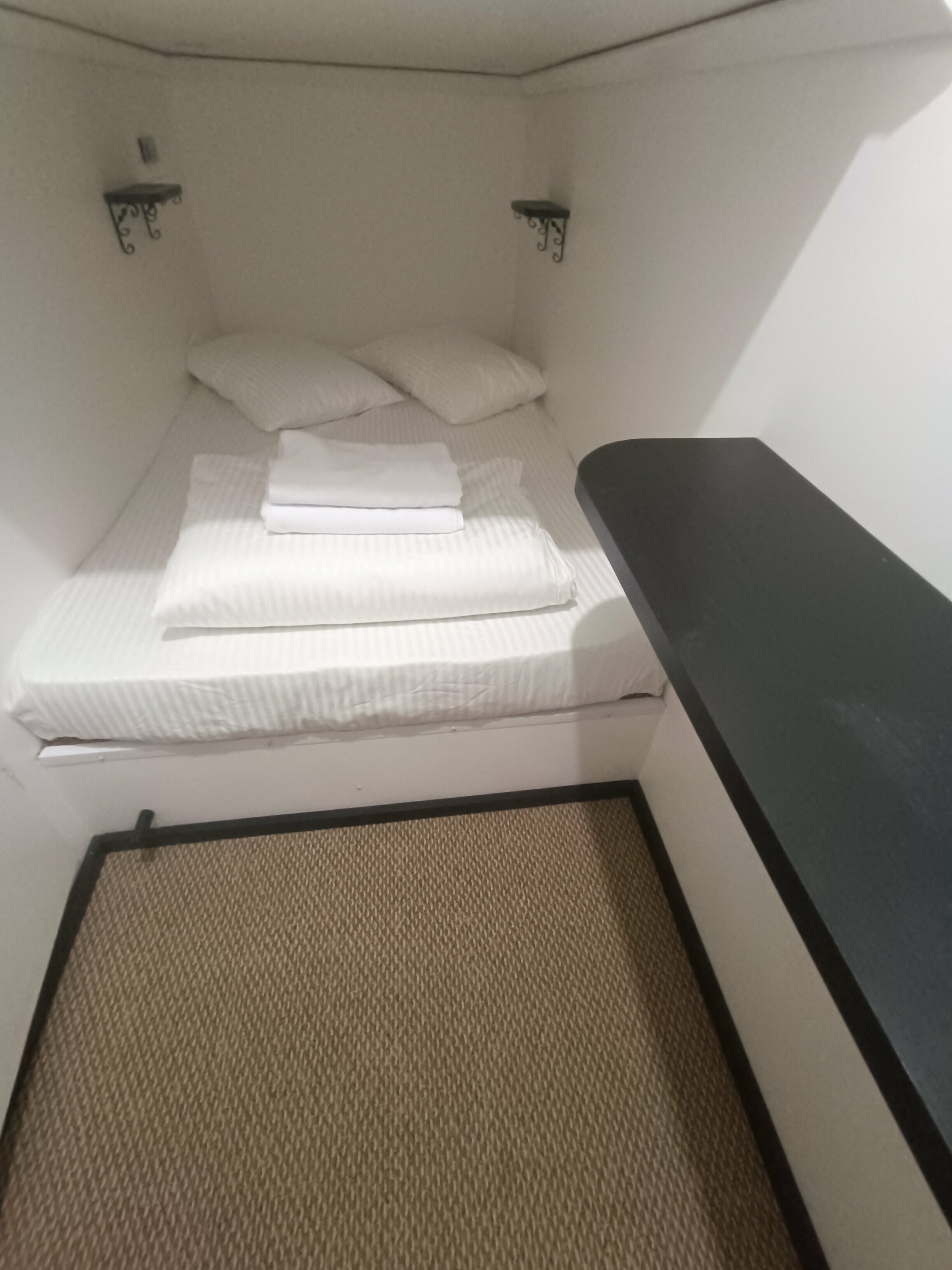 Двухместный стандарт с одной двуспальной кроватью