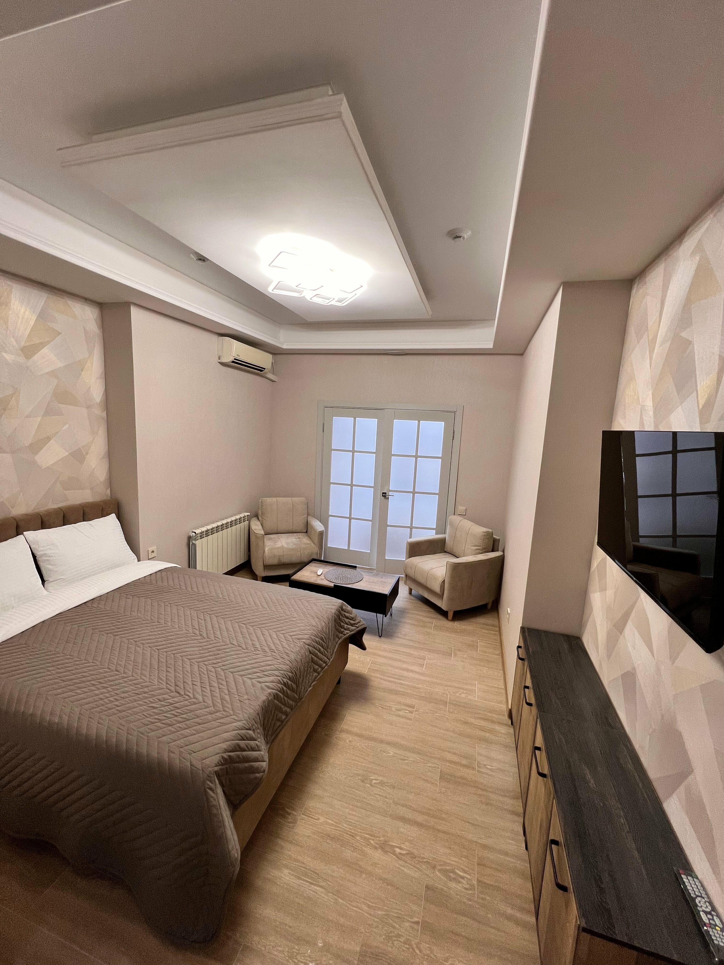 Большой двухместный номер с 1 кроватью