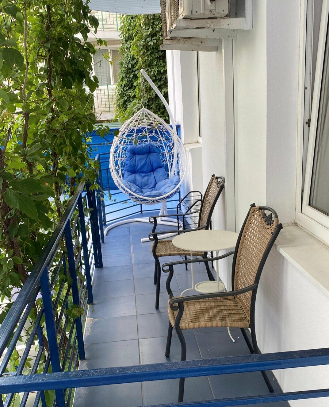 Люкс с видом на бассейн