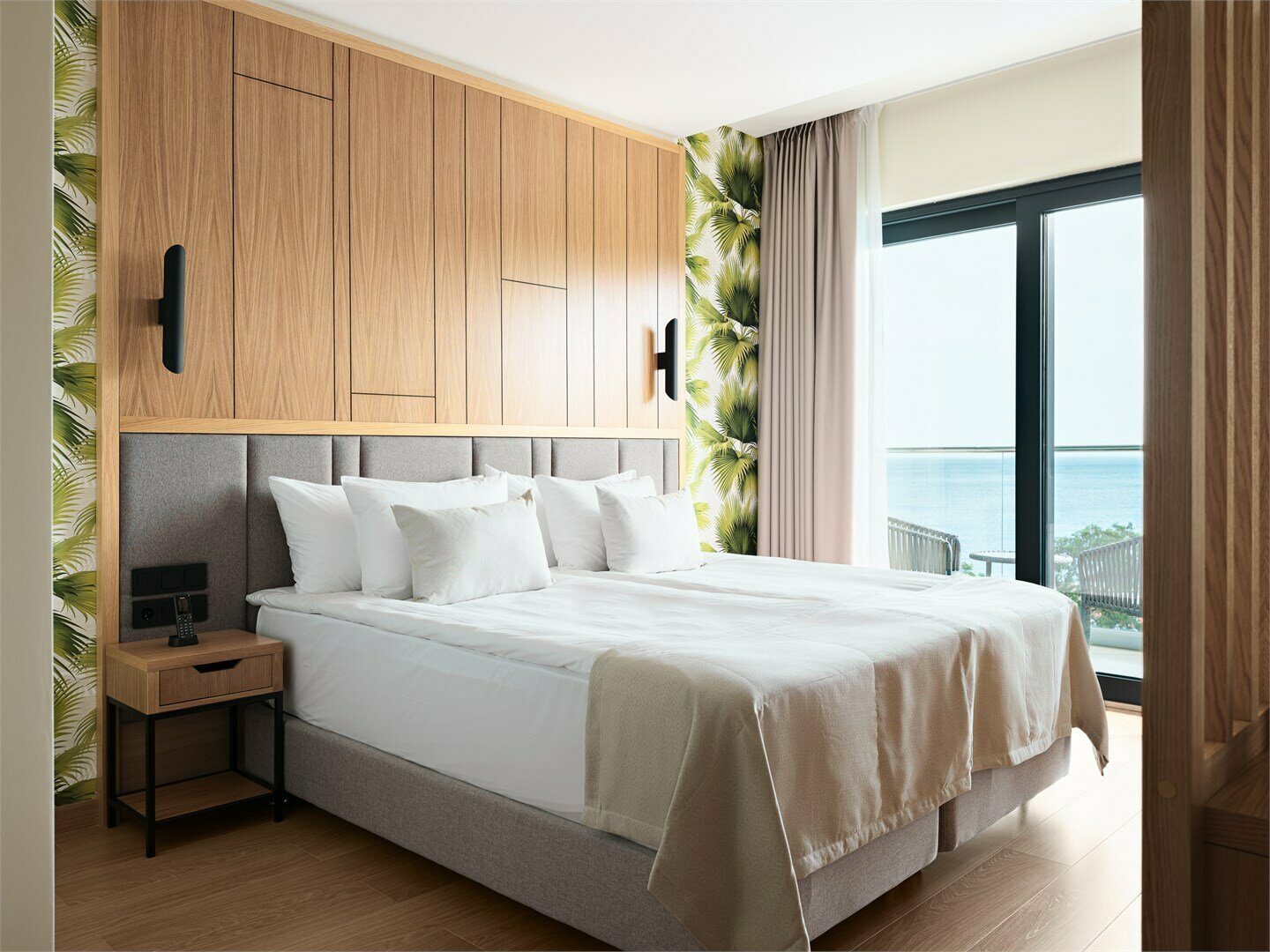 Полулюкс с видом на море