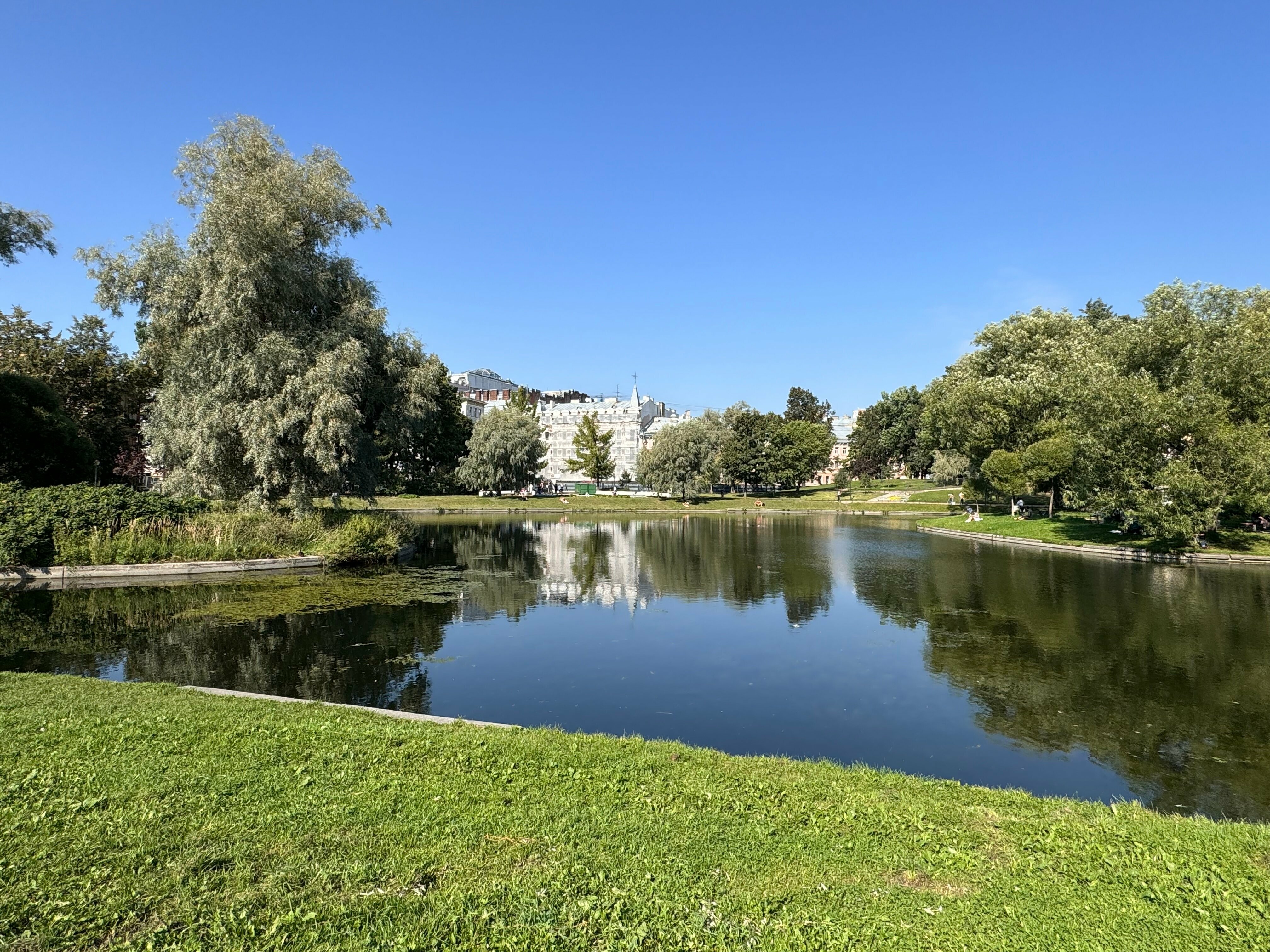 Апартаменты