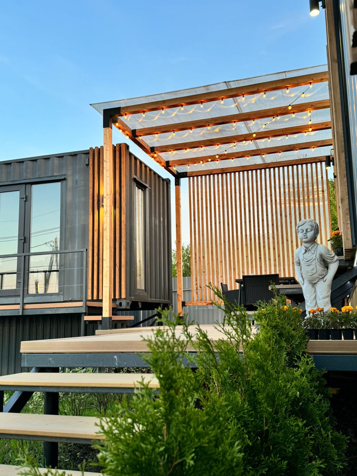 Дом с видом на озеро