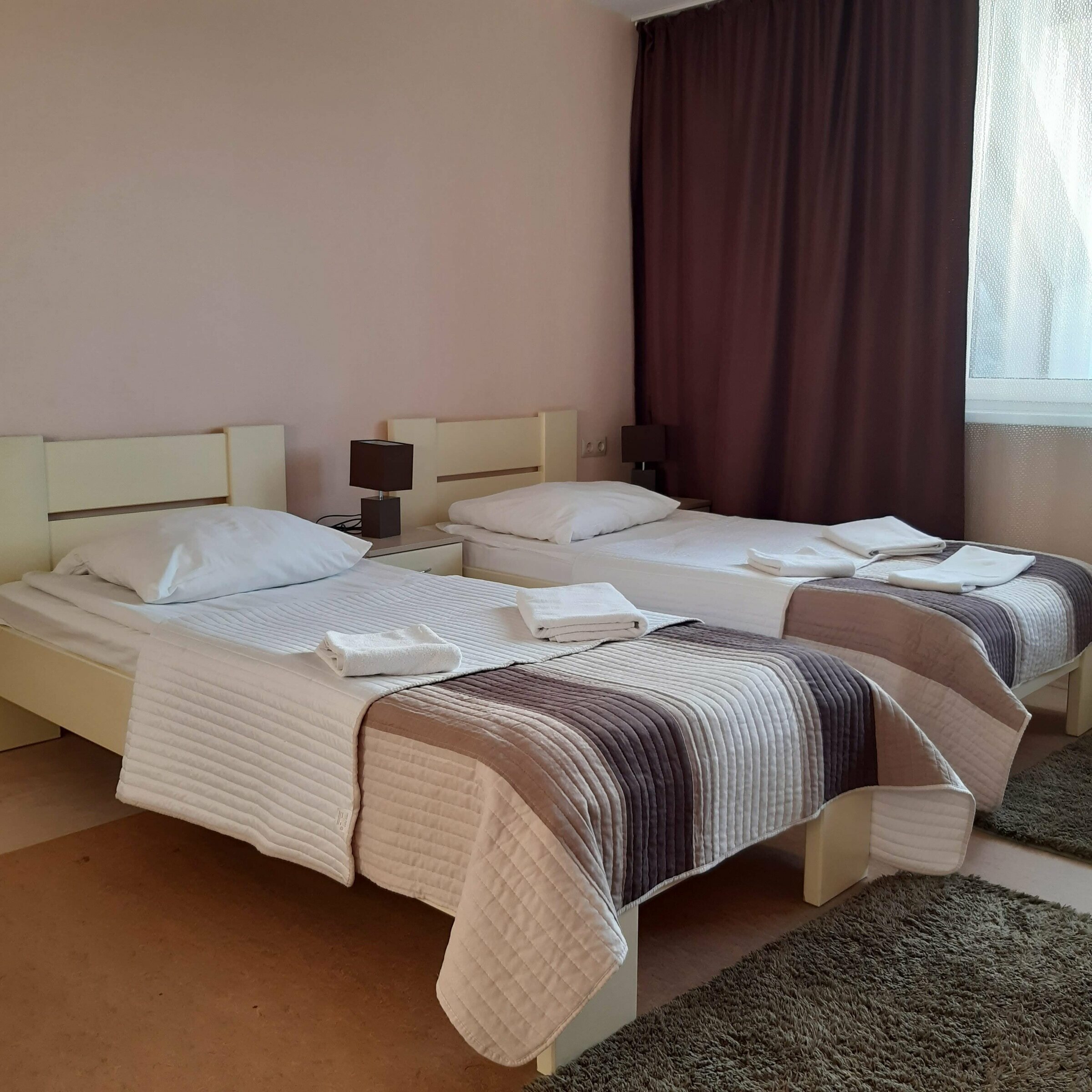 Полулюкс с террасой