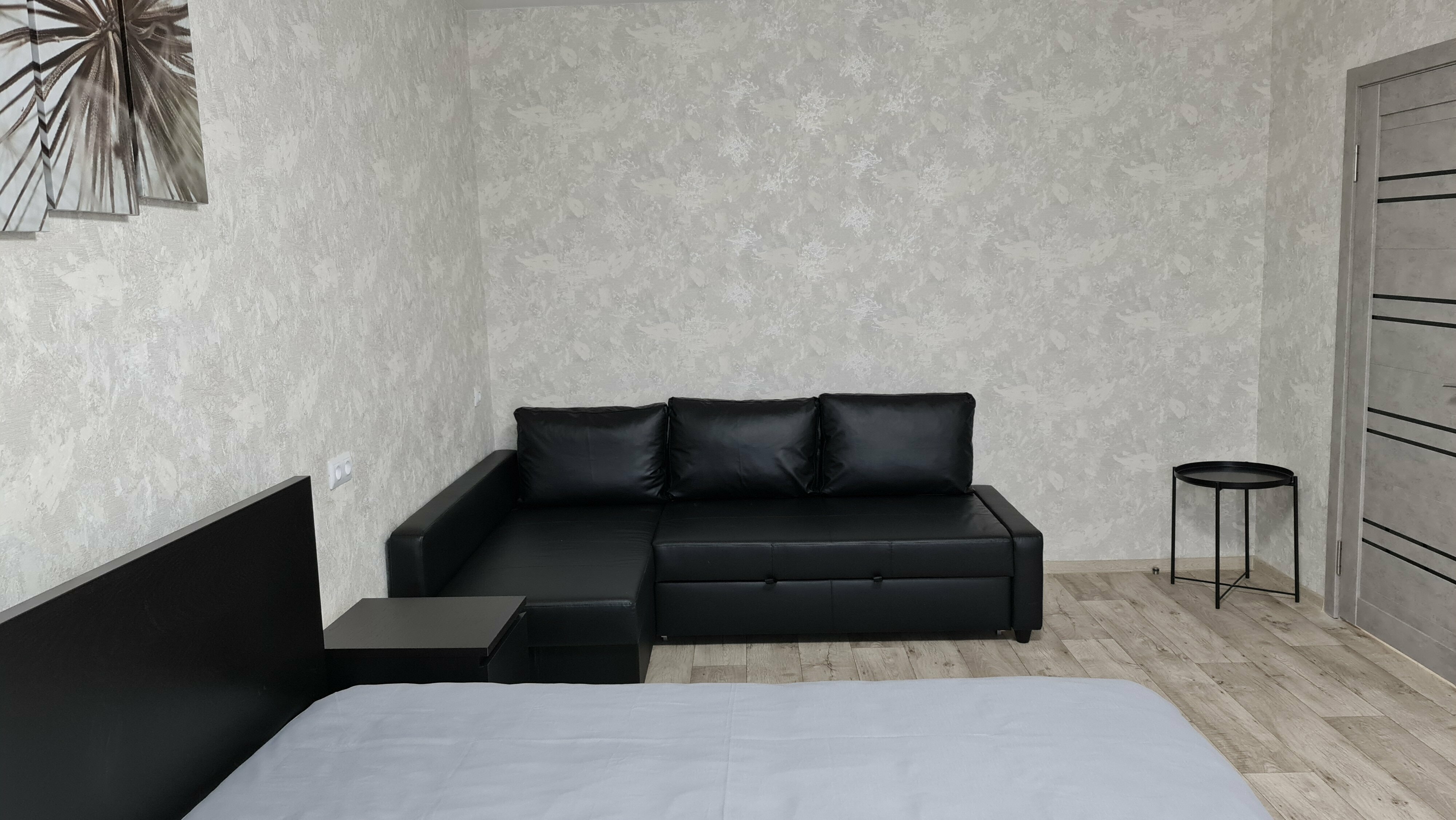 Апартаменты с балконом