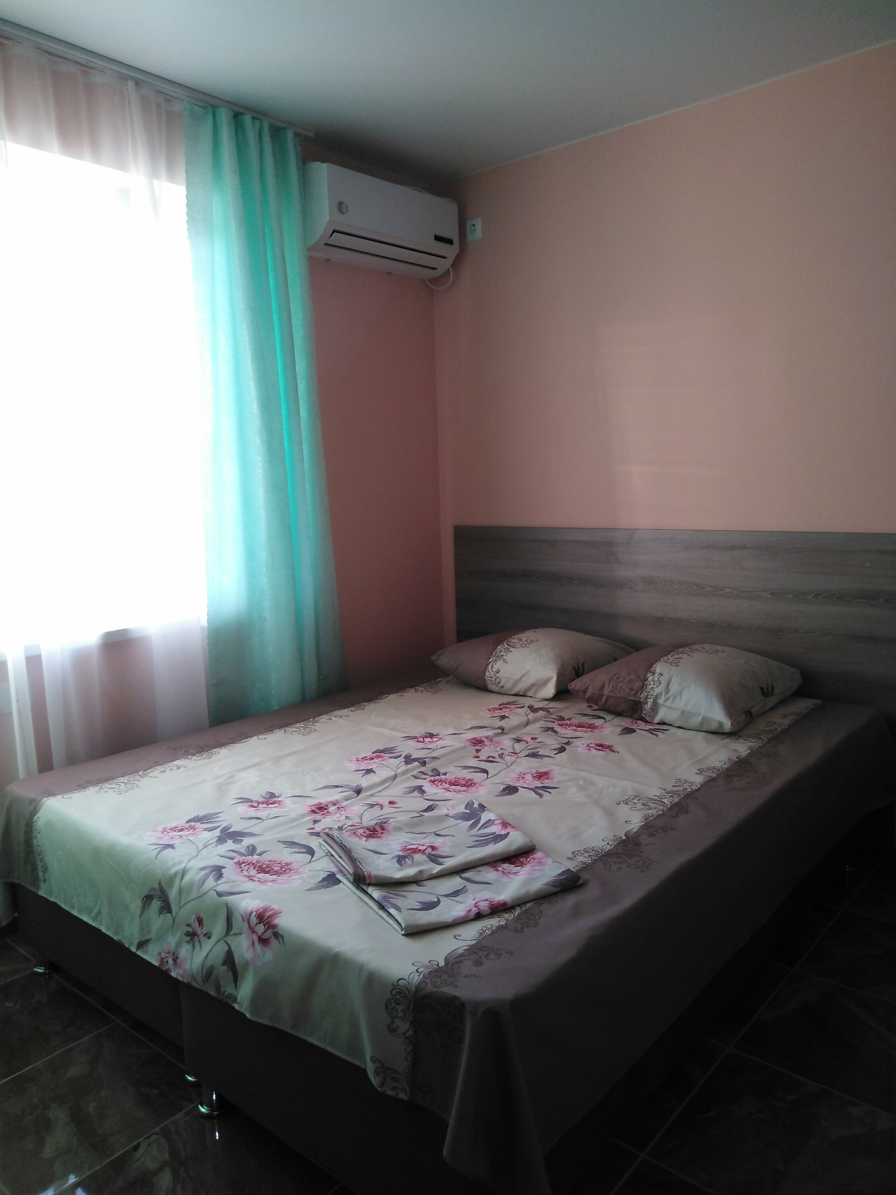 Трехместный номер с балконом