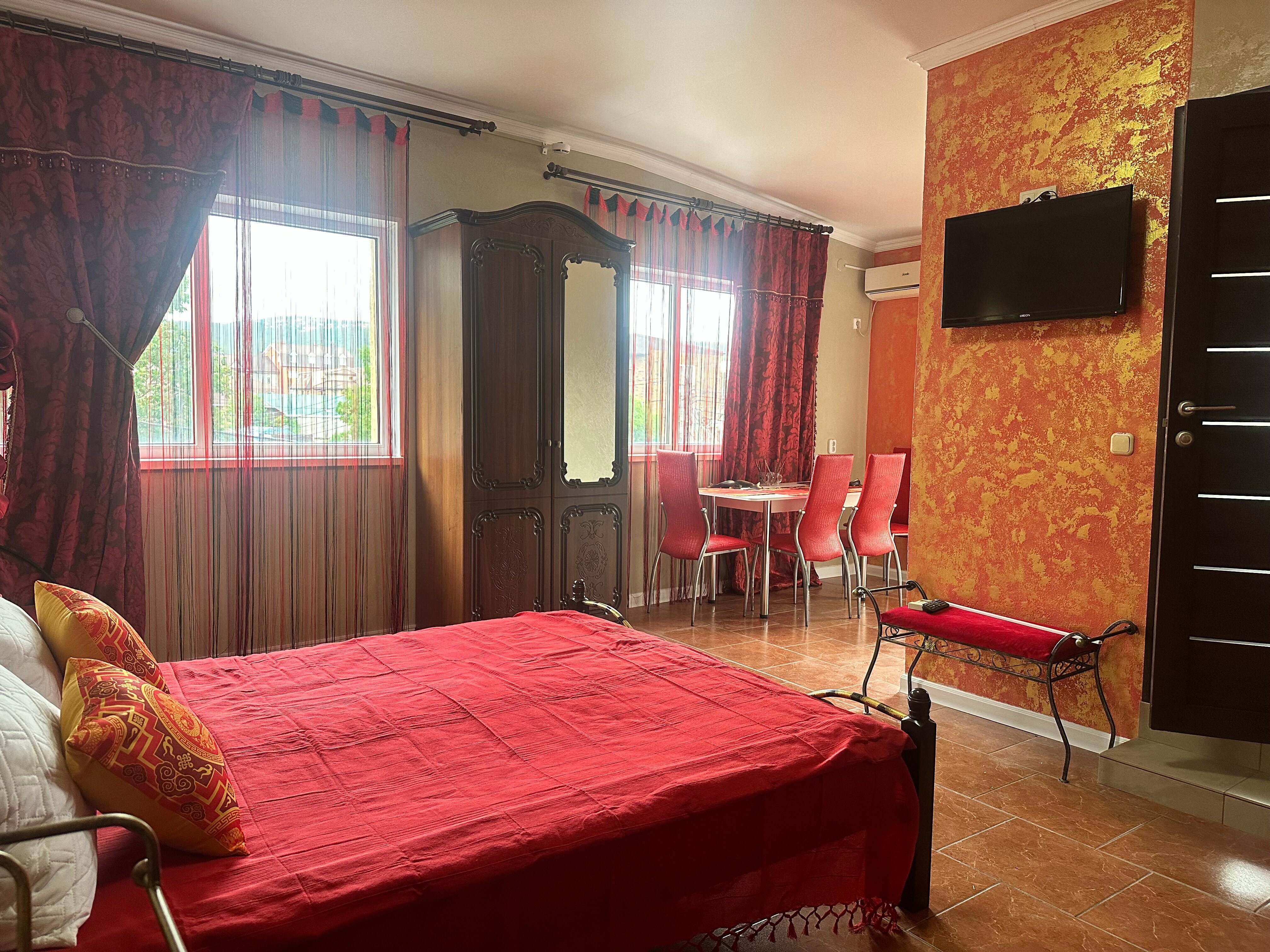 Четырехместный номер с балконом