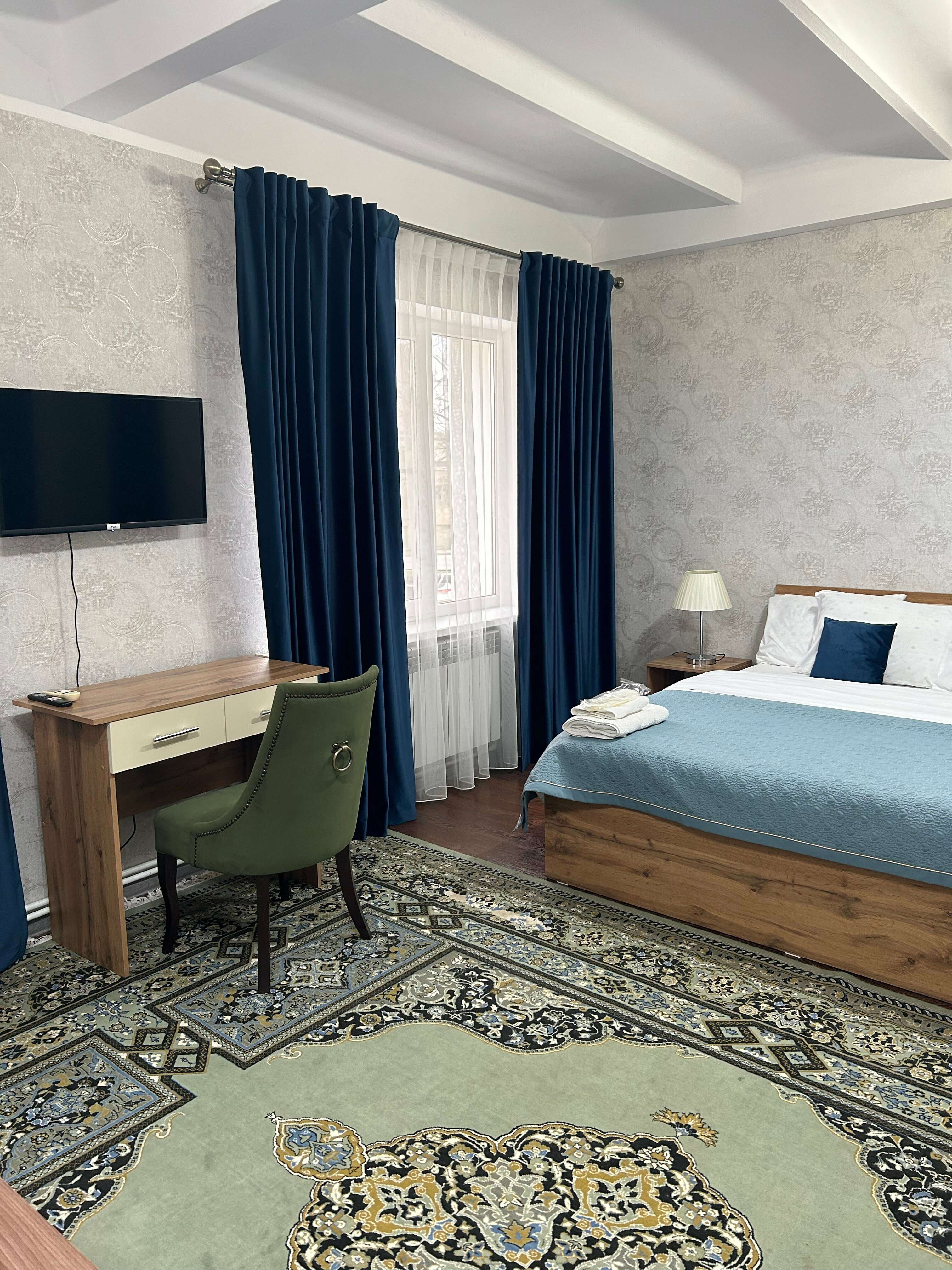 Большой двухместный номер с 1 кроватью