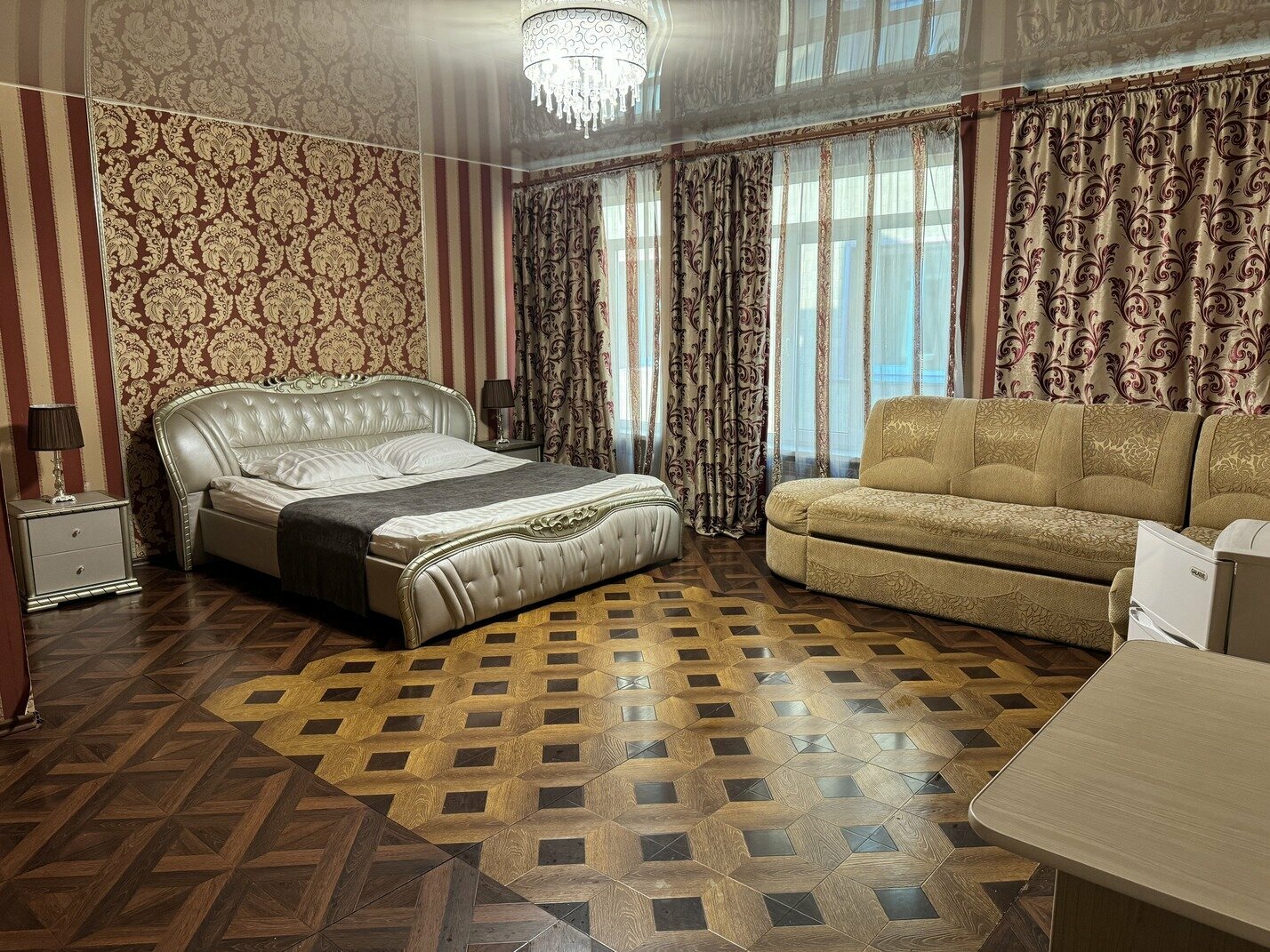 Люкс с 1 спальней