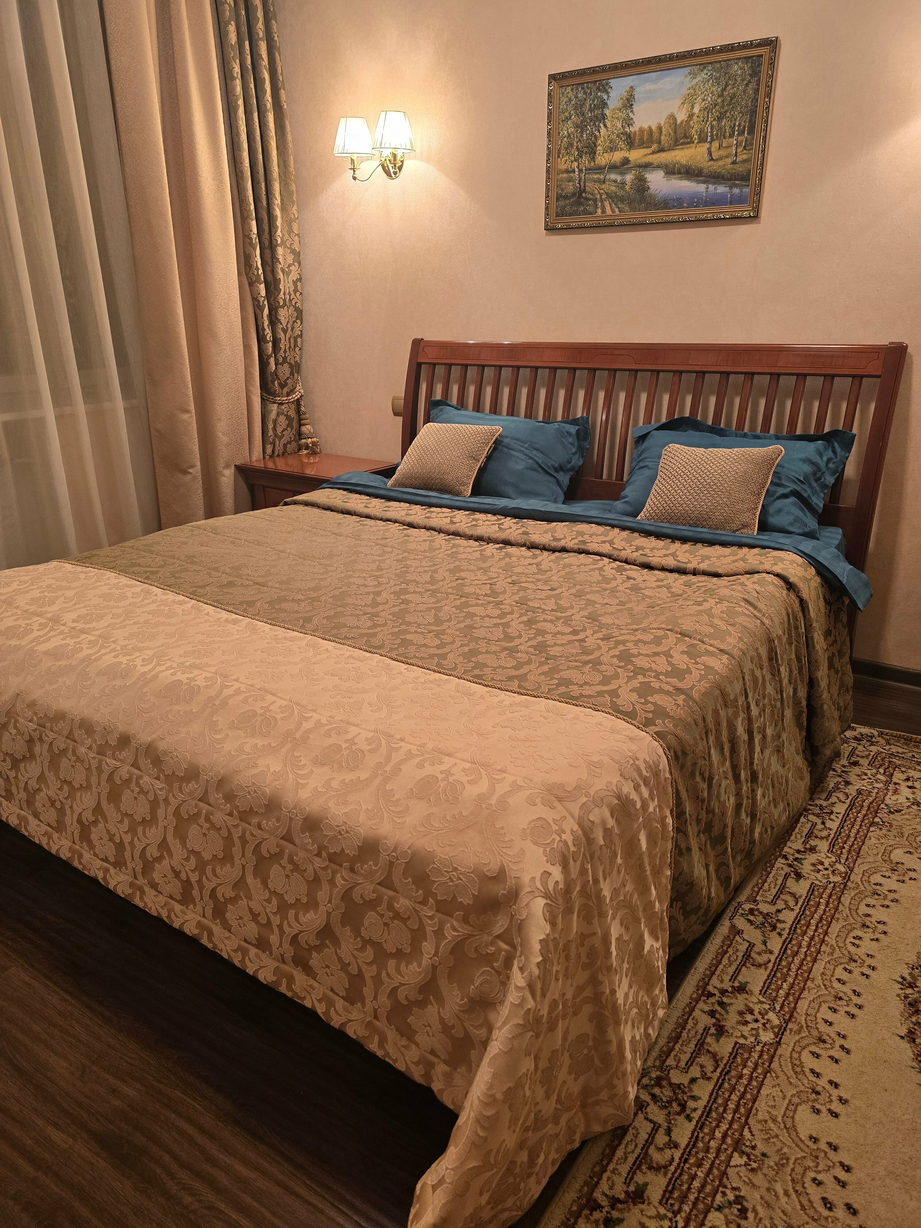 Номер-студия Делюкс с кроватью размера «king-size»