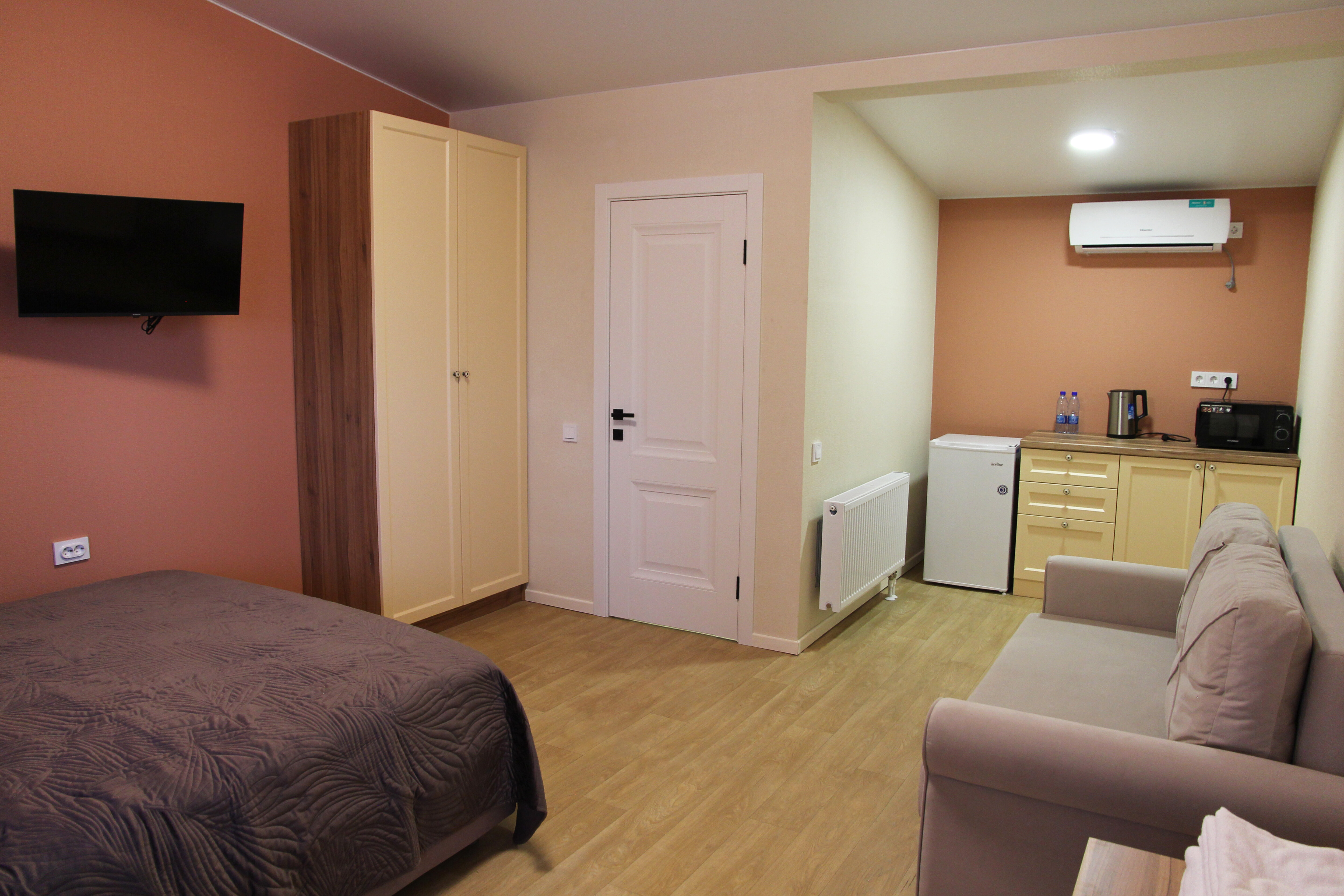 Улучшенный номер с кроватью размера «queen-size»