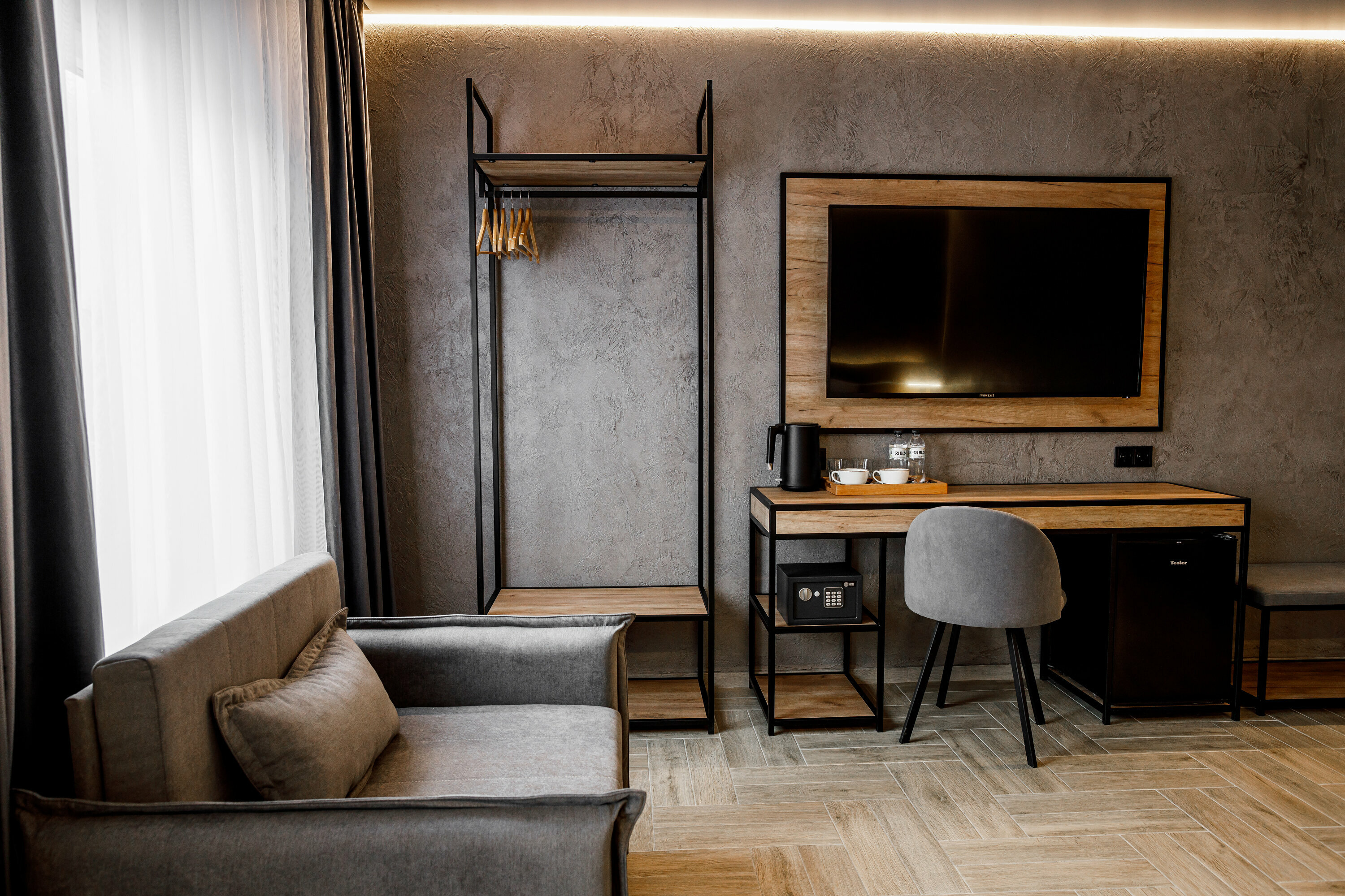 Трехместный ( Улучшенный стандарт с креслом-кроватью, корпус 1)