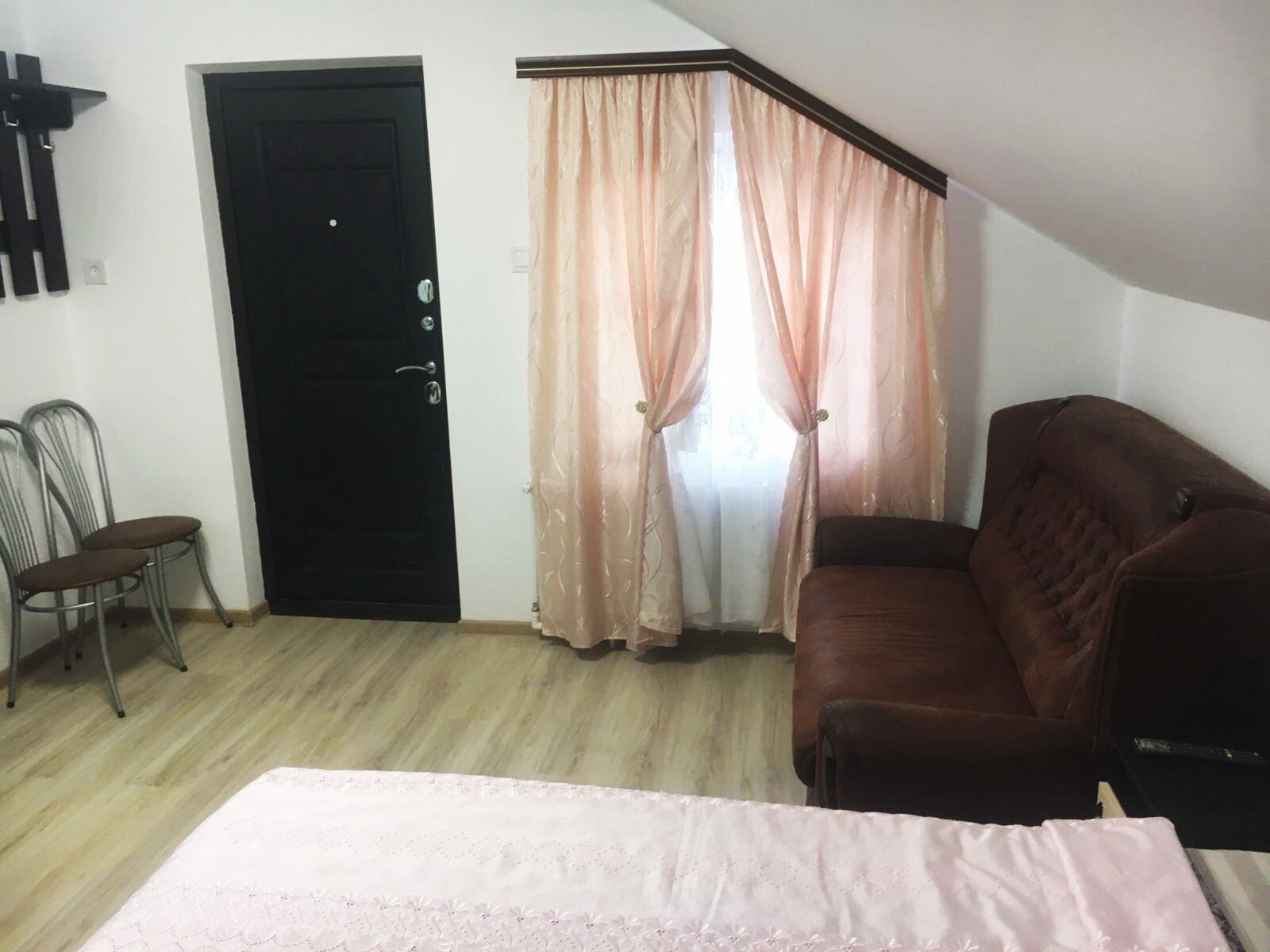 Номер комфорт 3-х местный с мини-кухней