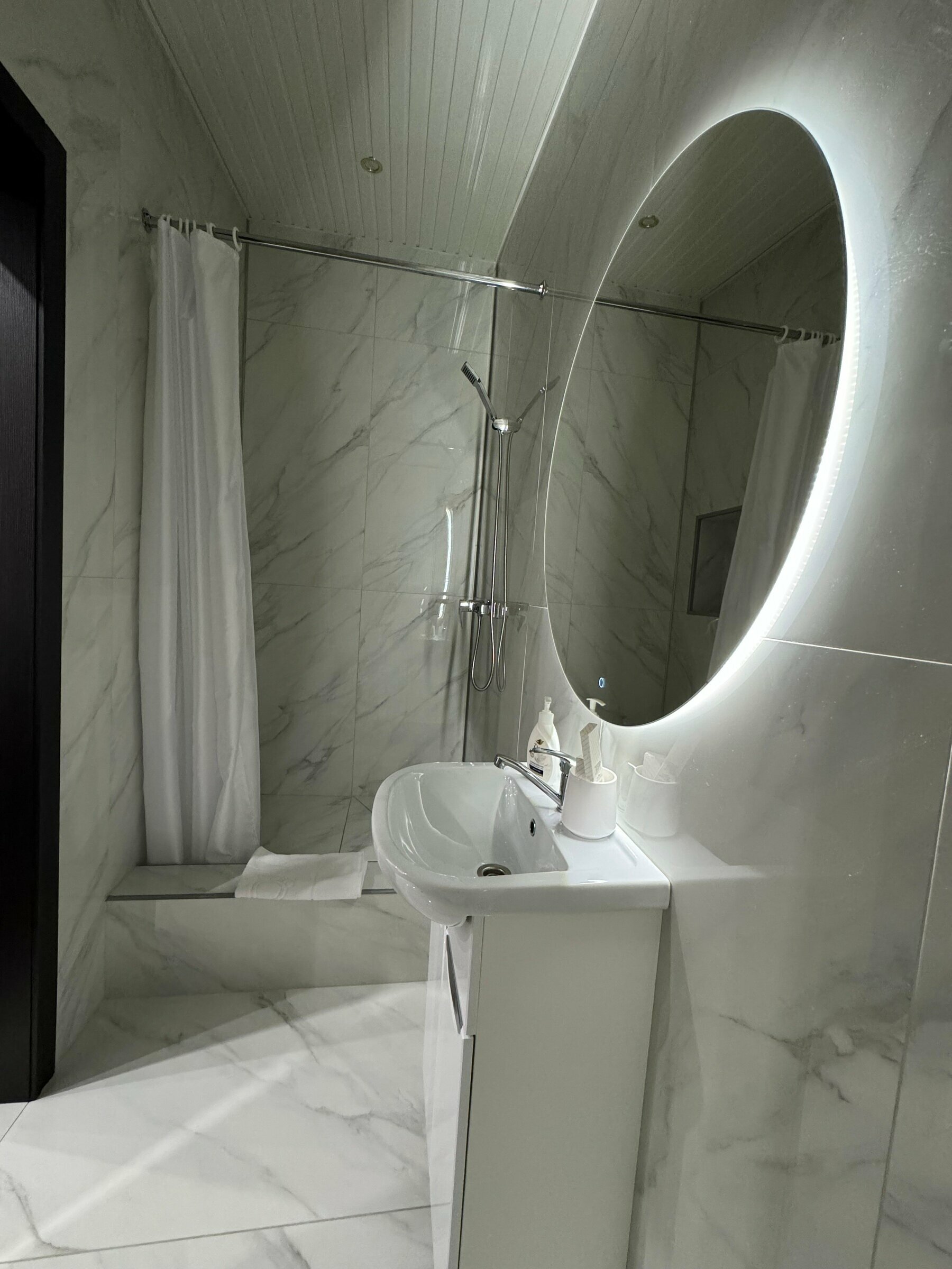 Четырехместный номер с видом на сад