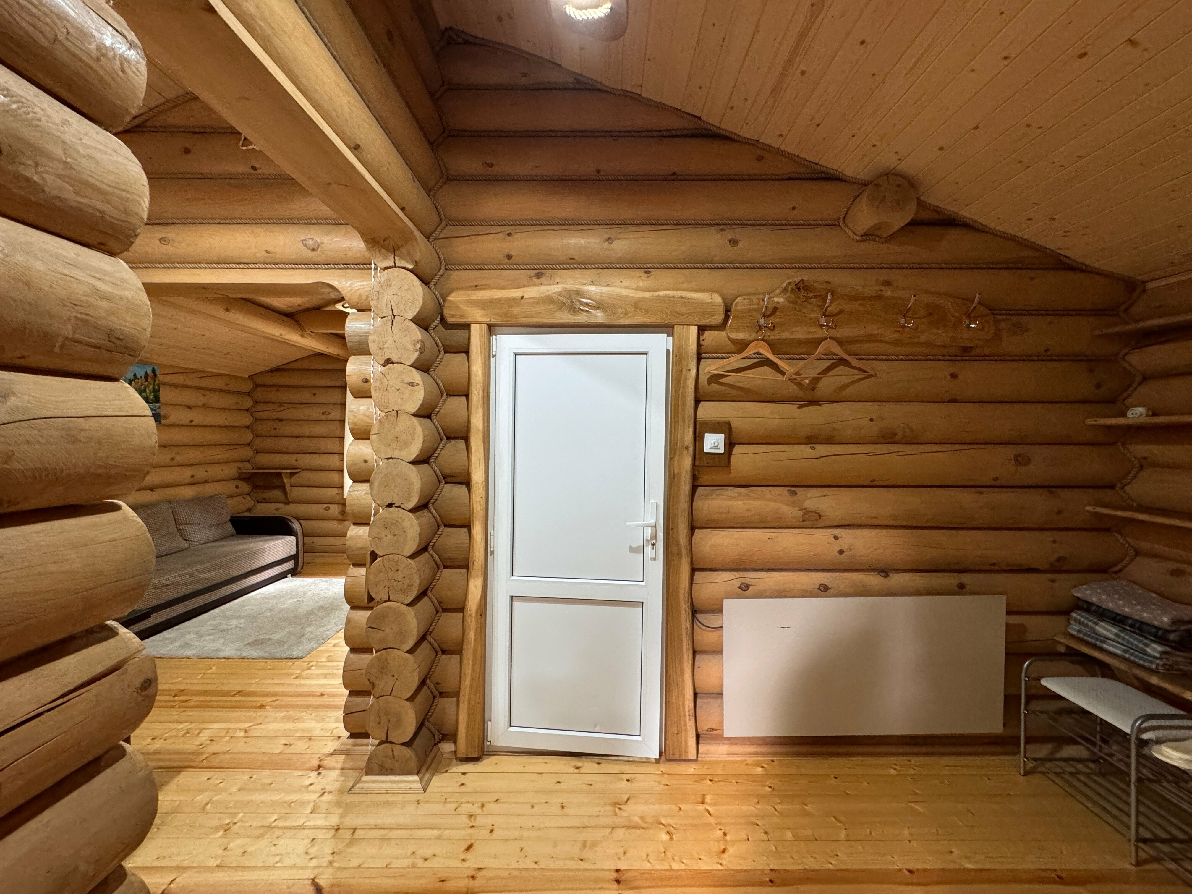 Шале с одной спальней и кухней-гостиной