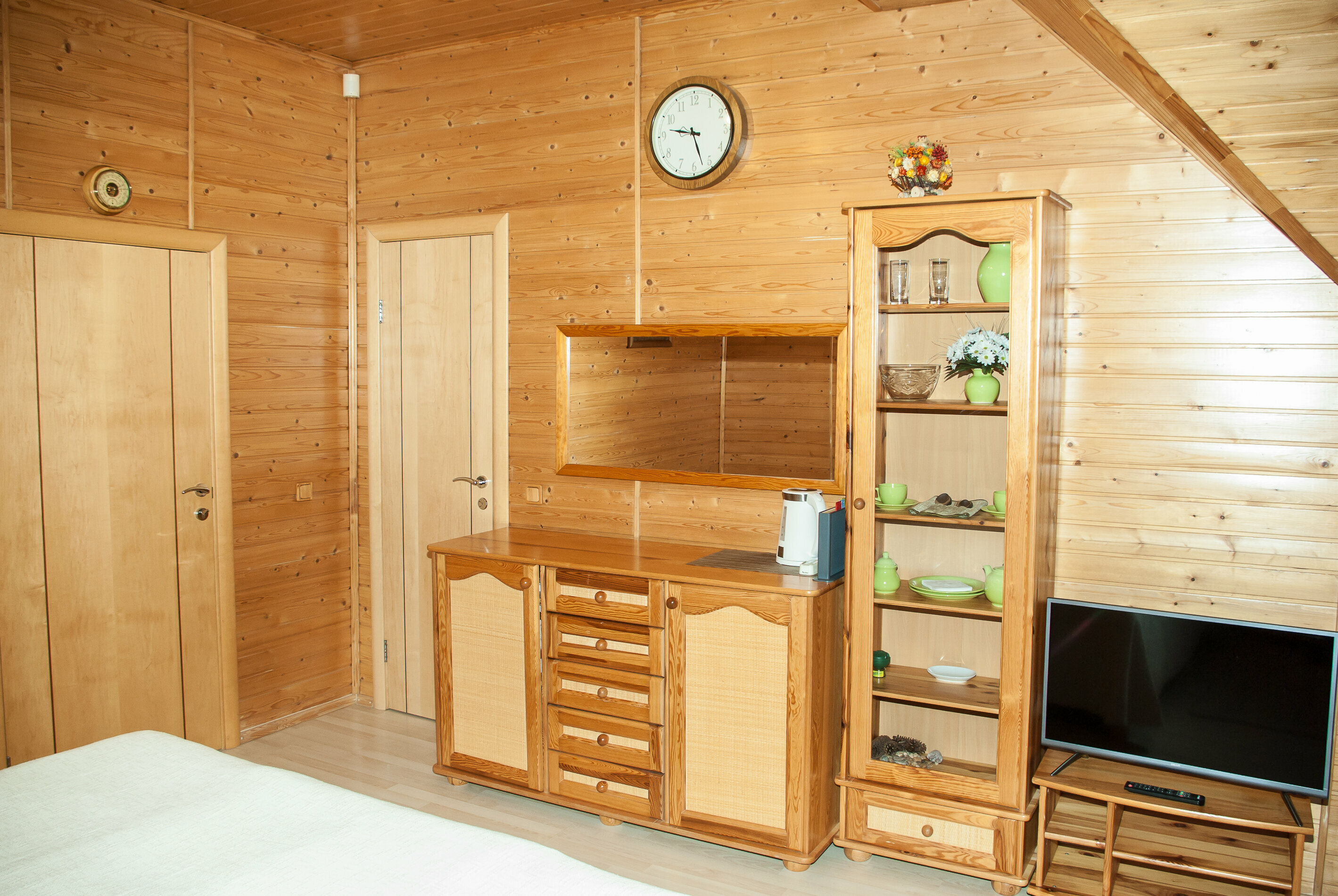 "Из Дома в Дом" Апартамент №1 с кроватью king size, санузлом и кухонной техникой  22 м2