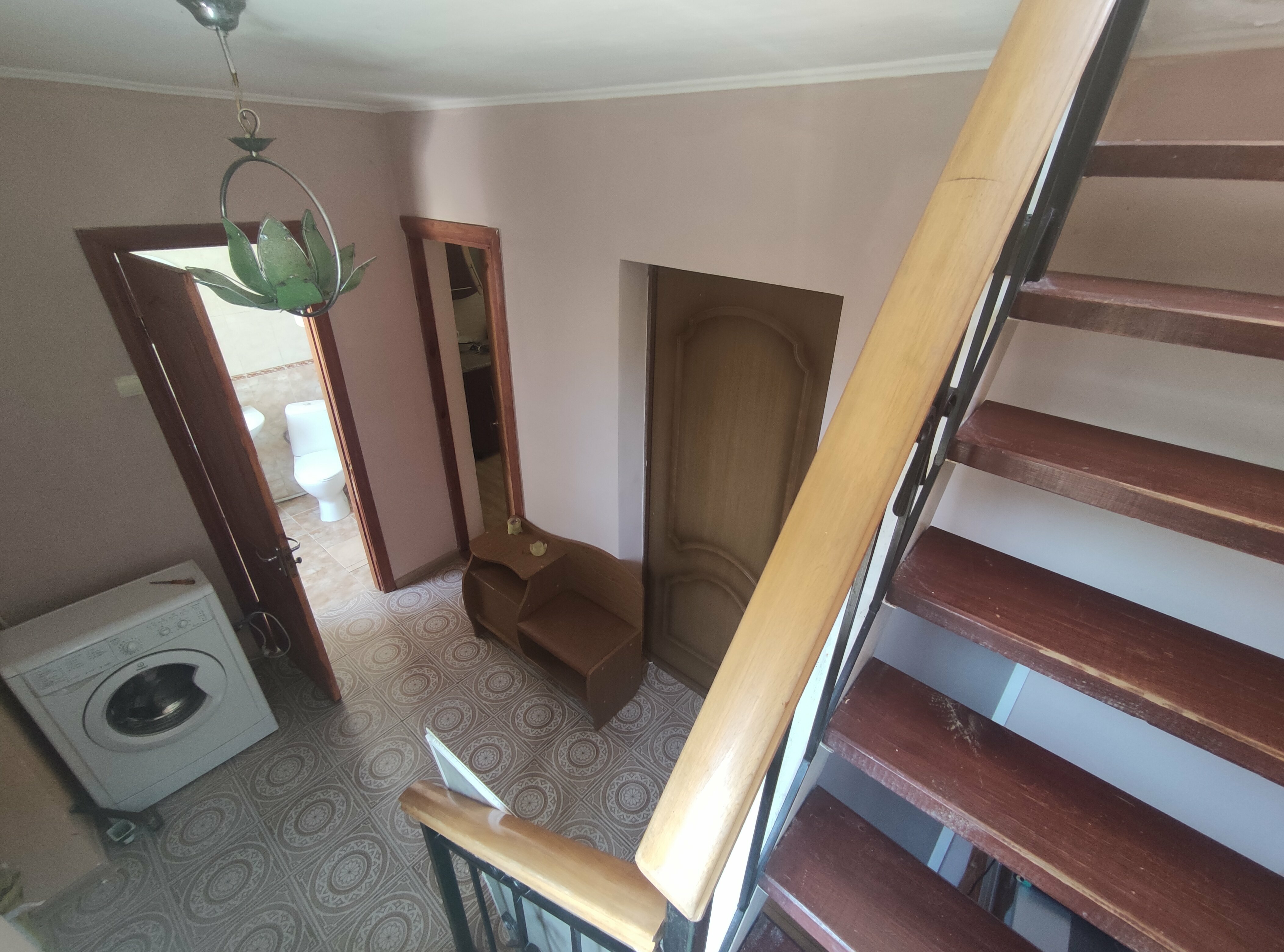 трехкомнатный дом на 6 мест