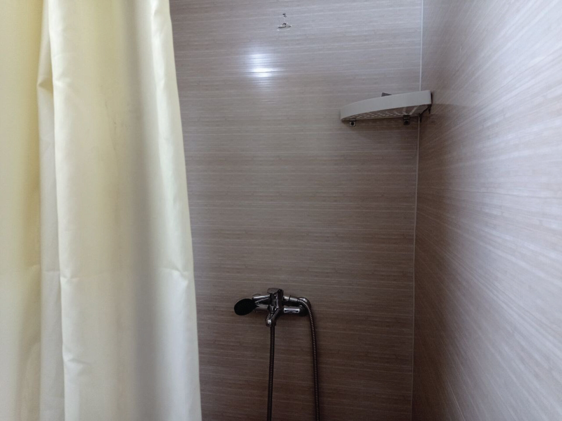 Улучшенный четырехместный номер