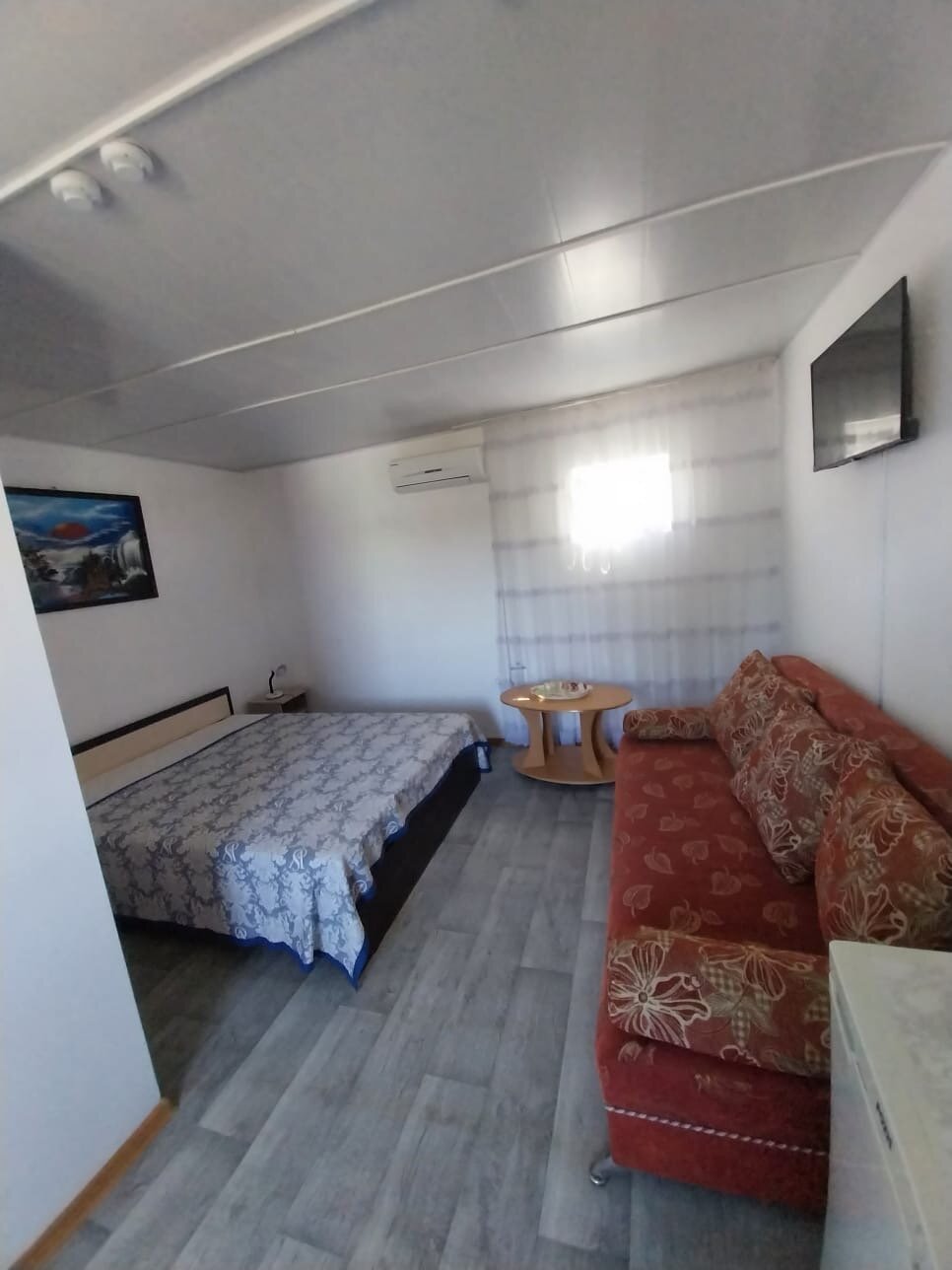 Cемейный номер с собственной ванной комнатой