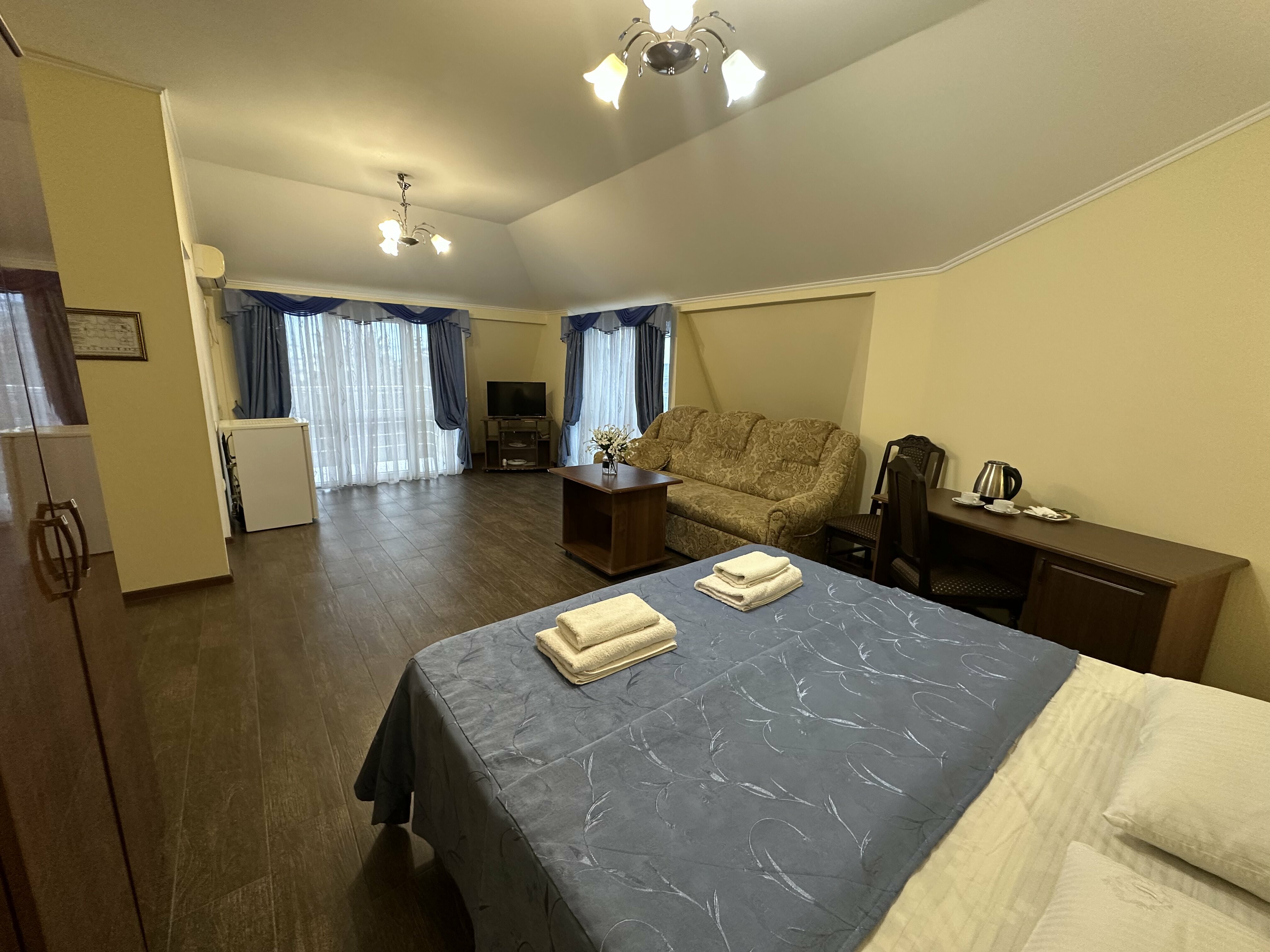 Улучшенный двухместный номер Делюкс с 1 кроватью или 2 отдельными кроватями