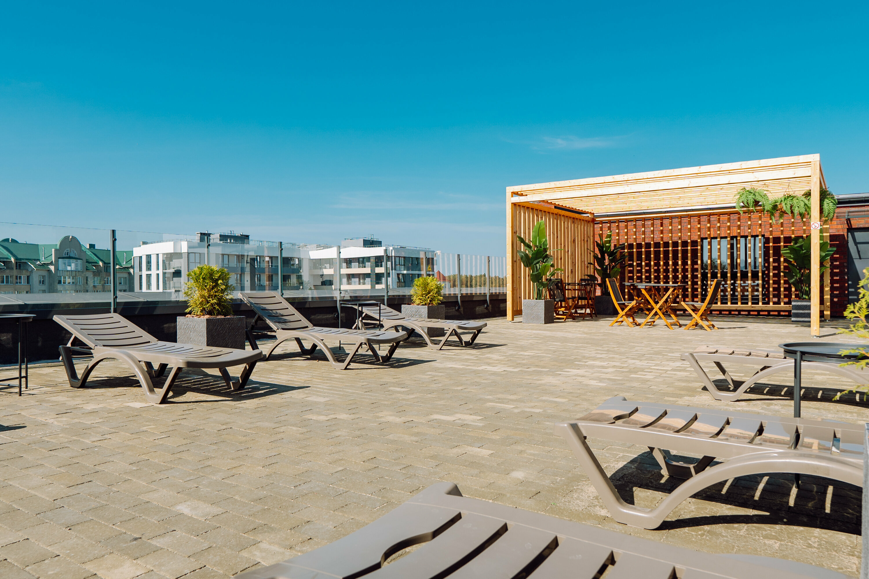 Апартамент 16