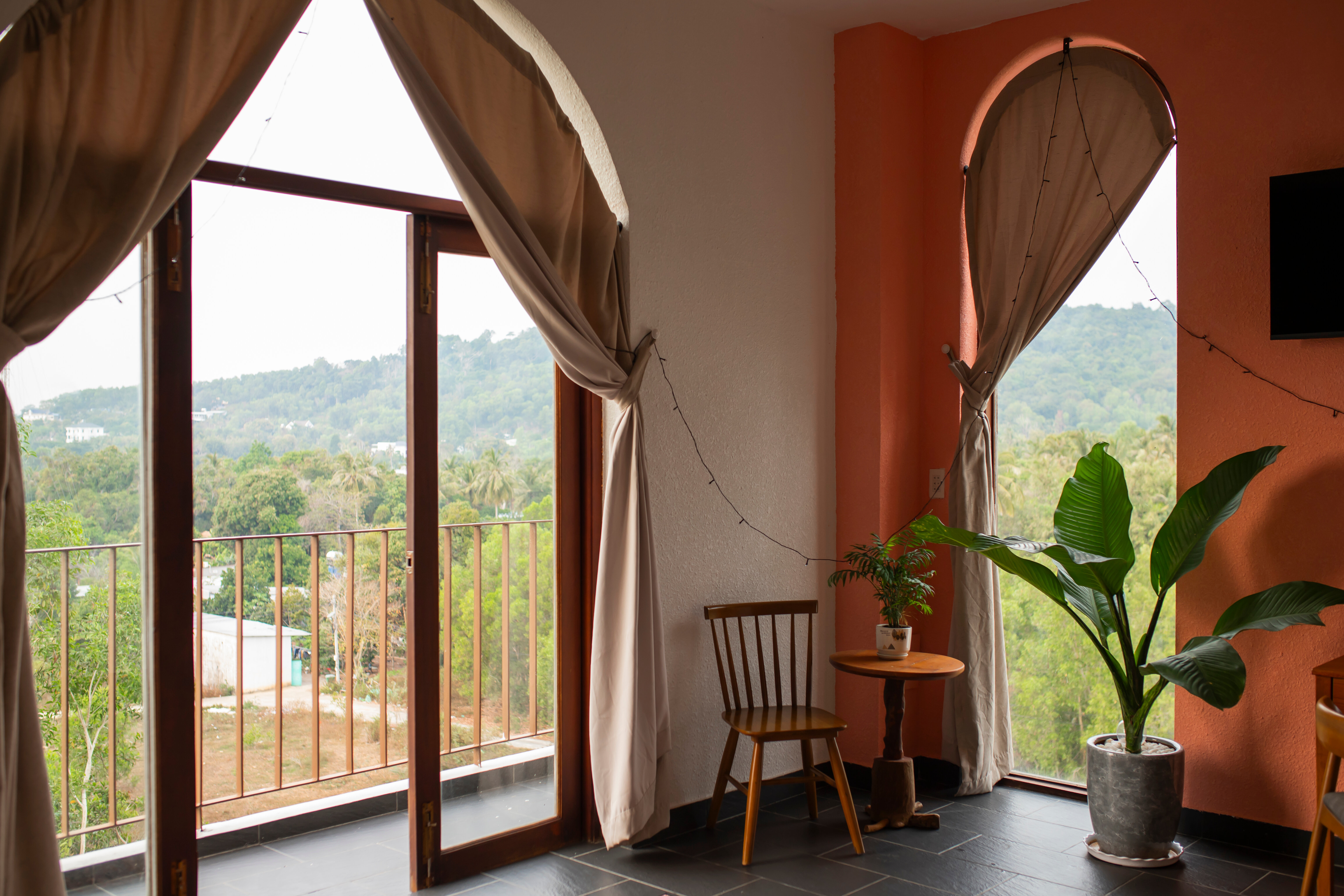 Двухместный номер Делюкс с 1 кроватью и балконом, вид на море