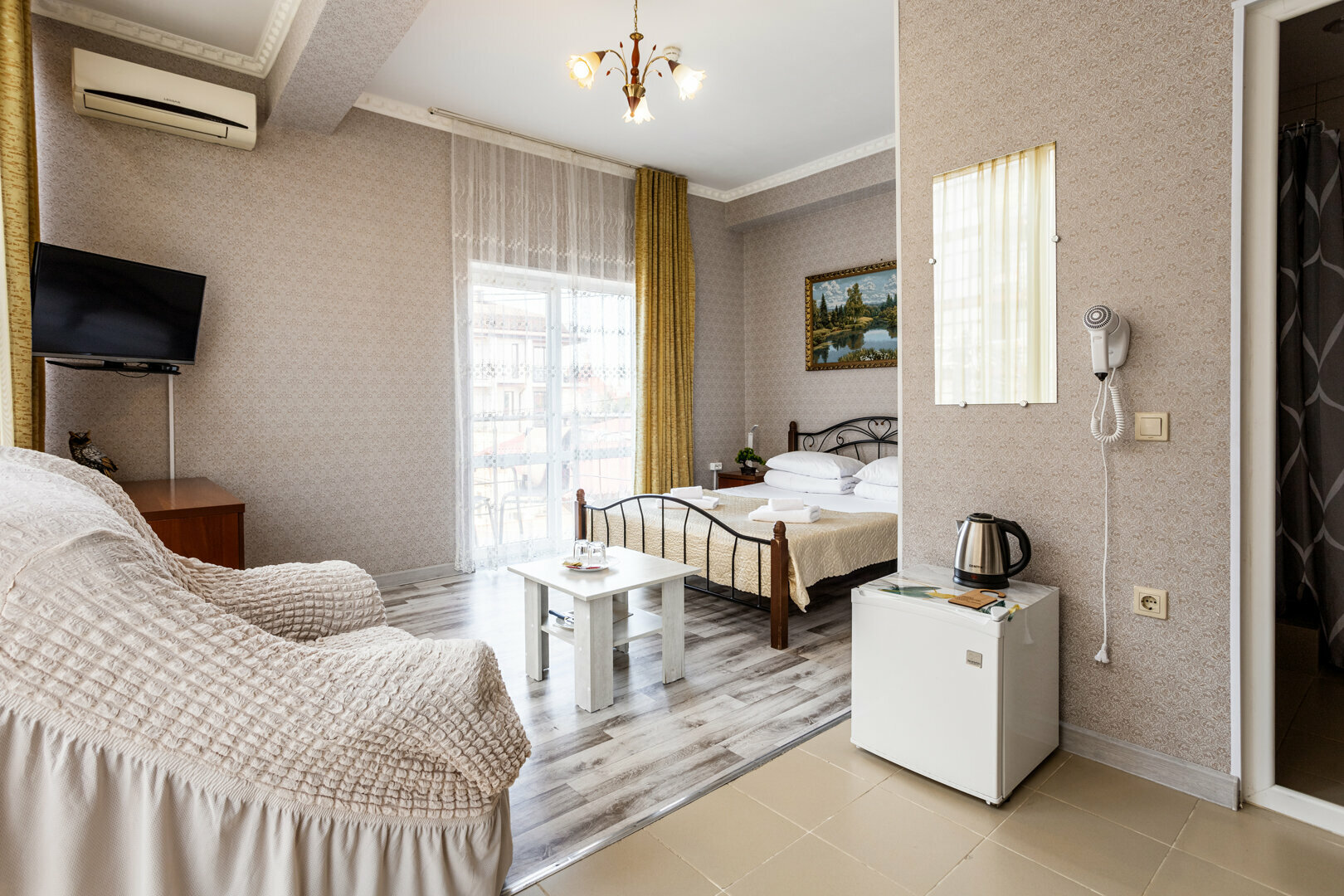 Двухместный номер с 1 кроватью и балконом