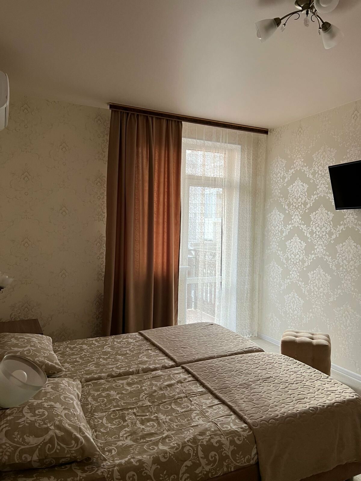 Люкс с балконом