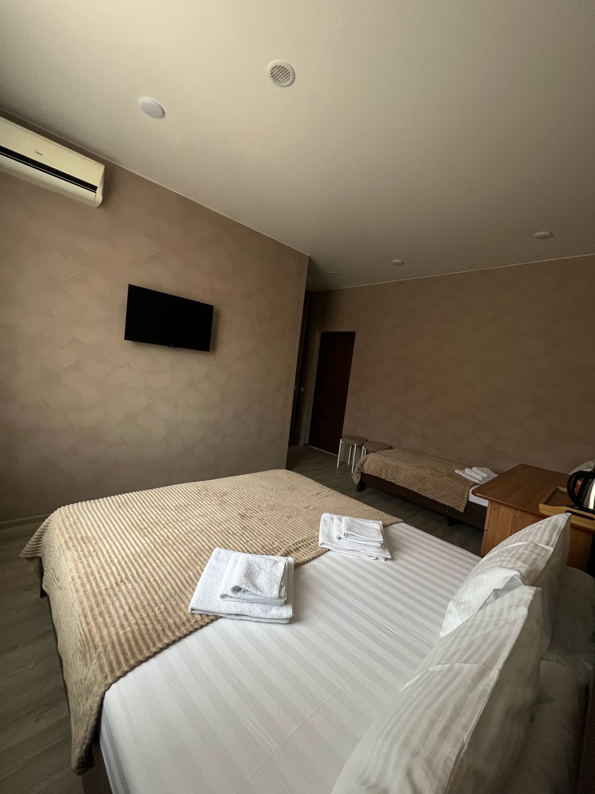 Стандартный трехместный номер